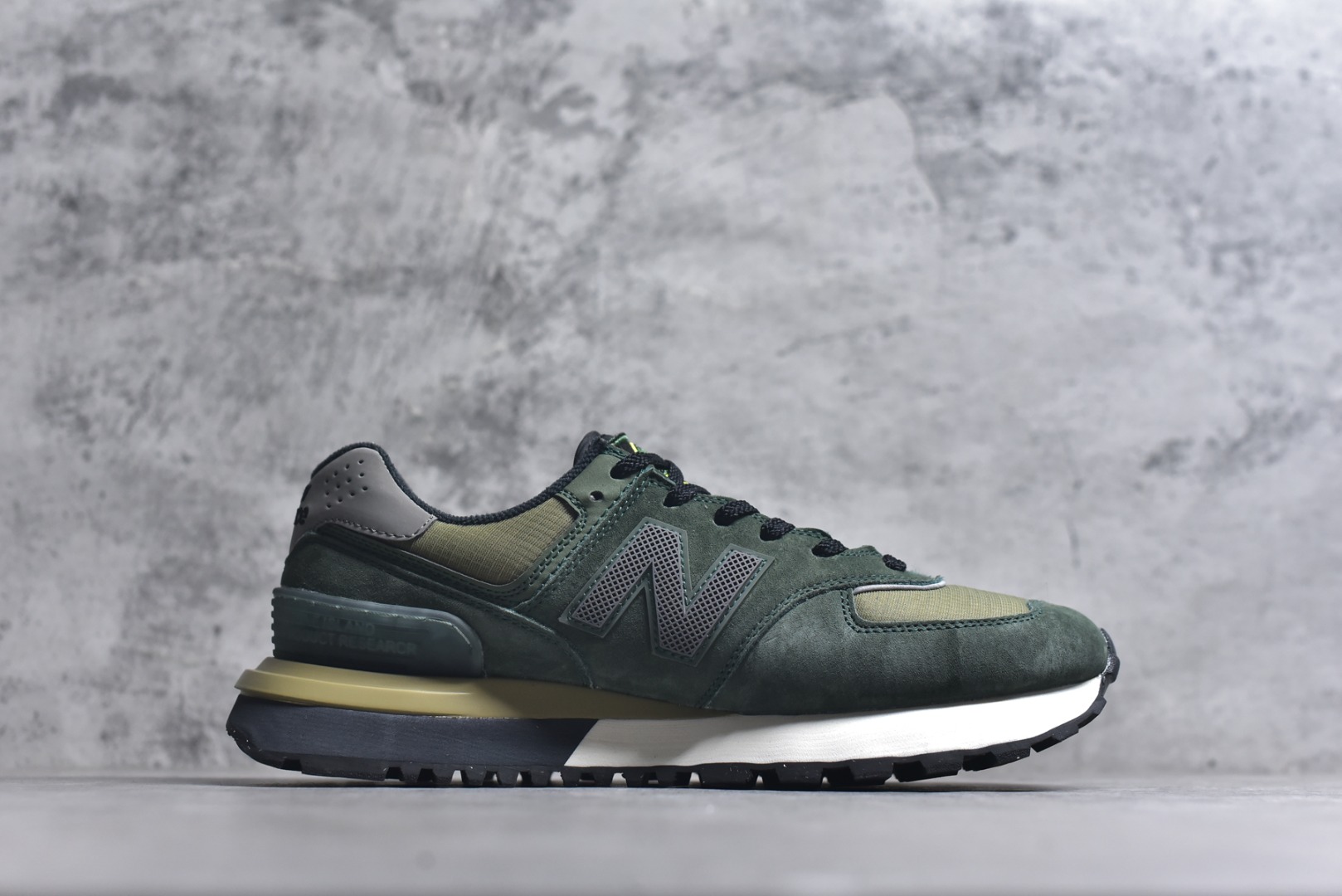 图片[3]-#New Balance NB 574 x 石头岛 复古运动跑步鞋 采用猪巴革组合网织物鞋面材质 全新4层组合独立私模大底 货号：U574LGIL 尺码：36 36.5 37.5 38 38.5 39 40 40.5 41.5 42 42.5 43 44 45-选品中心