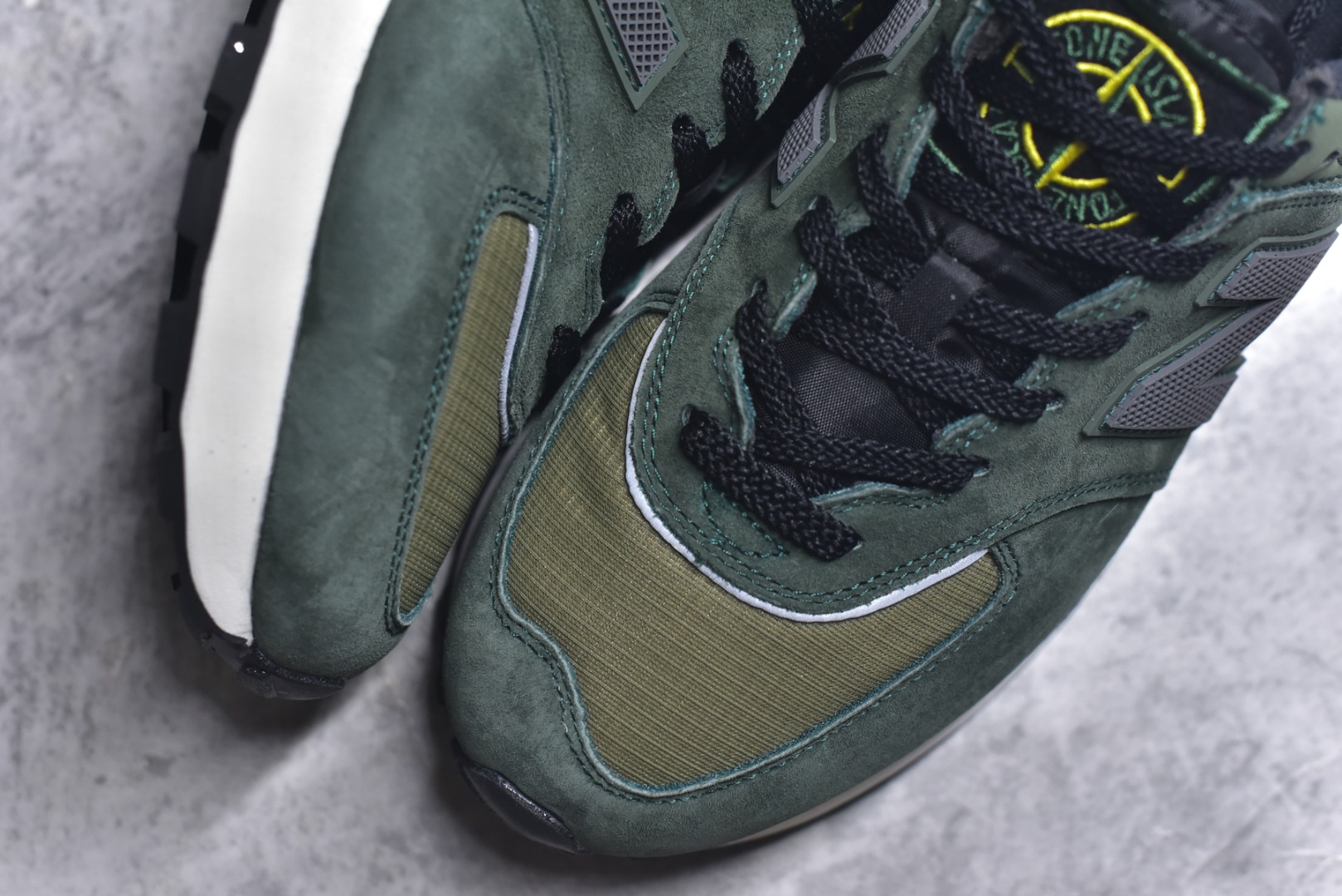 图片[8]-#New Balance NB 574 x 石头岛 复古运动跑步鞋 采用猪巴革组合网织物鞋面材质 全新4层组合独立私模大底 货号：U574LGIL 尺码：36 36.5 37.5 38 38.5 39 40 40.5 41.5 42 42.5 43 44 45-选品中心