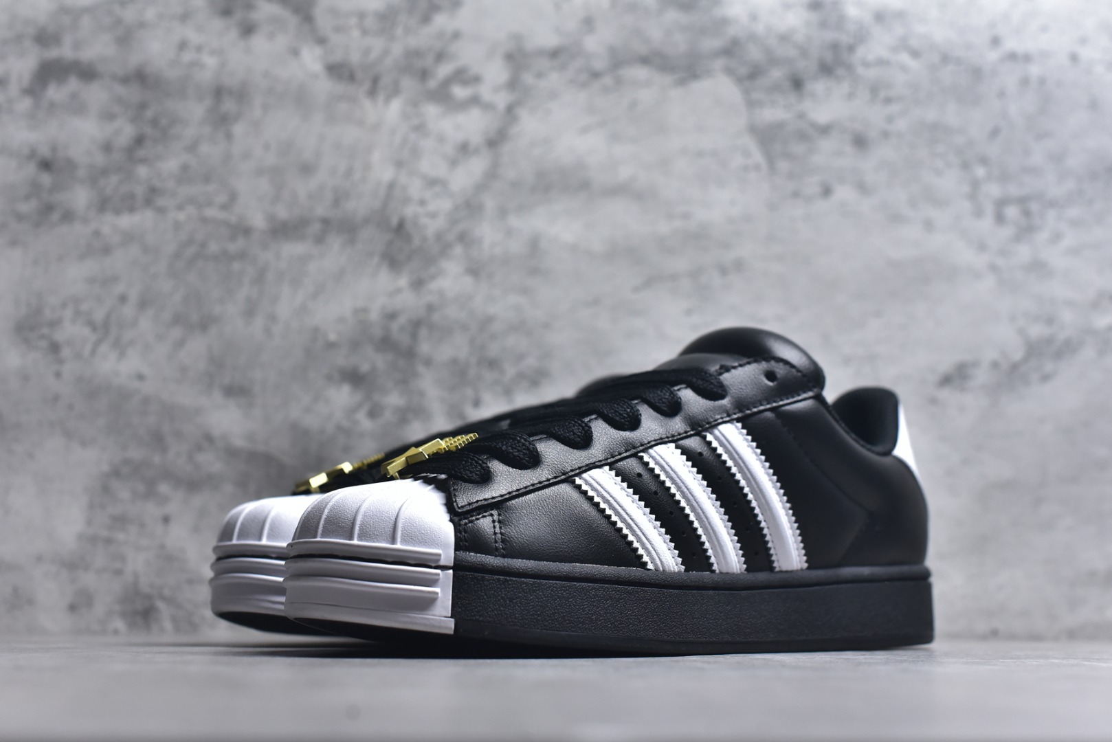 图片[2]-#贝壳头三代 黑色 JR7444 男女鞋 35.5 36 36.5 37 38 38.5 39 40 40.5 41 42 42.5 43 44 44.5 45-选品中心