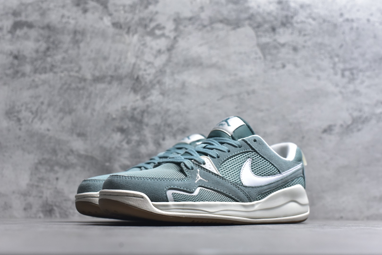 图片[2]-#NK Air JORDAN CMFTERA 复古单品 模具数据档案开发制造 纯粹还原公司版型鞋型 公司正确鞋面纹路 中底Formula 23缓震系统原厂鞋舌厚度海绵 原厂高频侧边字体模油墨印刷 原厂高弹材质鞋垫 回弹性跟公司一致 原中底布缝合走线以及注脚孔和钢印 货号：HJ6778 002 尺码：36 36.5 37.5 38 38.5 39 40 40.5 41 42 42.5 43 44 44.5 45 46-选品中心