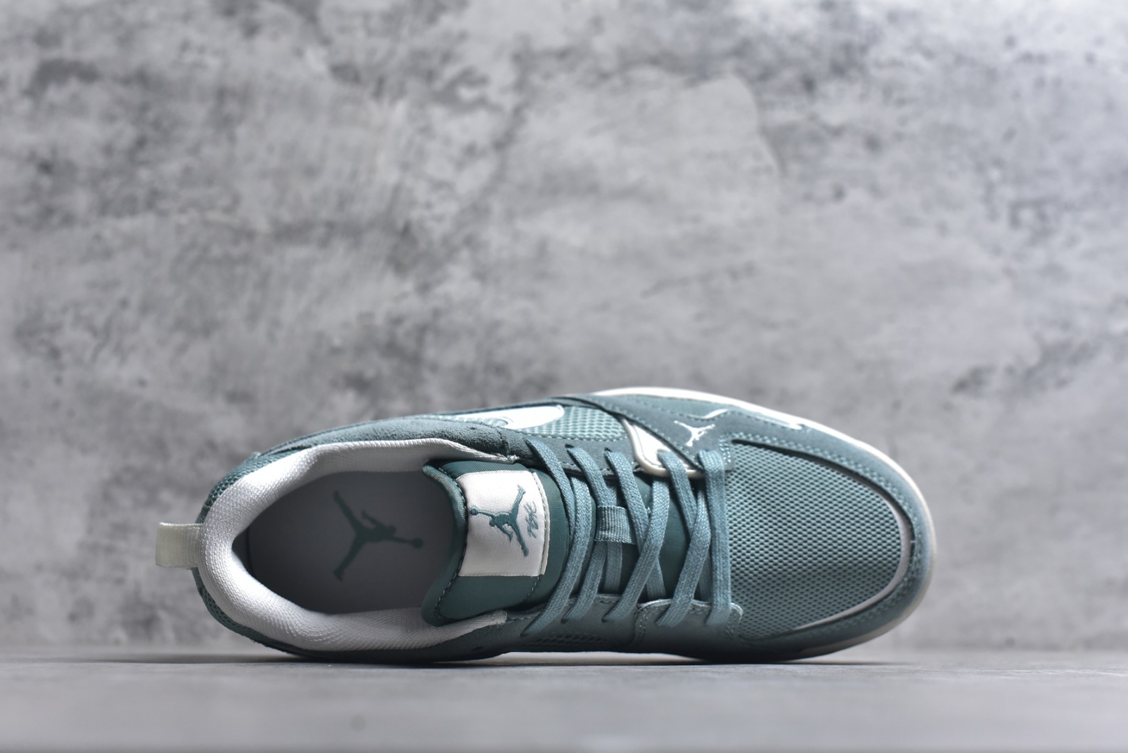 图片[4]-#NK Air JORDAN CMFTERA 复古单品 模具数据档案开发制造 纯粹还原公司版型鞋型 公司正确鞋面纹路 中底Formula 23缓震系统原厂鞋舌厚度海绵 原厂高频侧边字体模油墨印刷 原厂高弹材质鞋垫 回弹性跟公司一致 原中底布缝合走线以及注脚孔和钢印 货号：HJ6778 002 尺码：36 36.5 37.5 38 38.5 39 40 40.5 41 42 42.5 43 44 44.5 45 46-选品中心