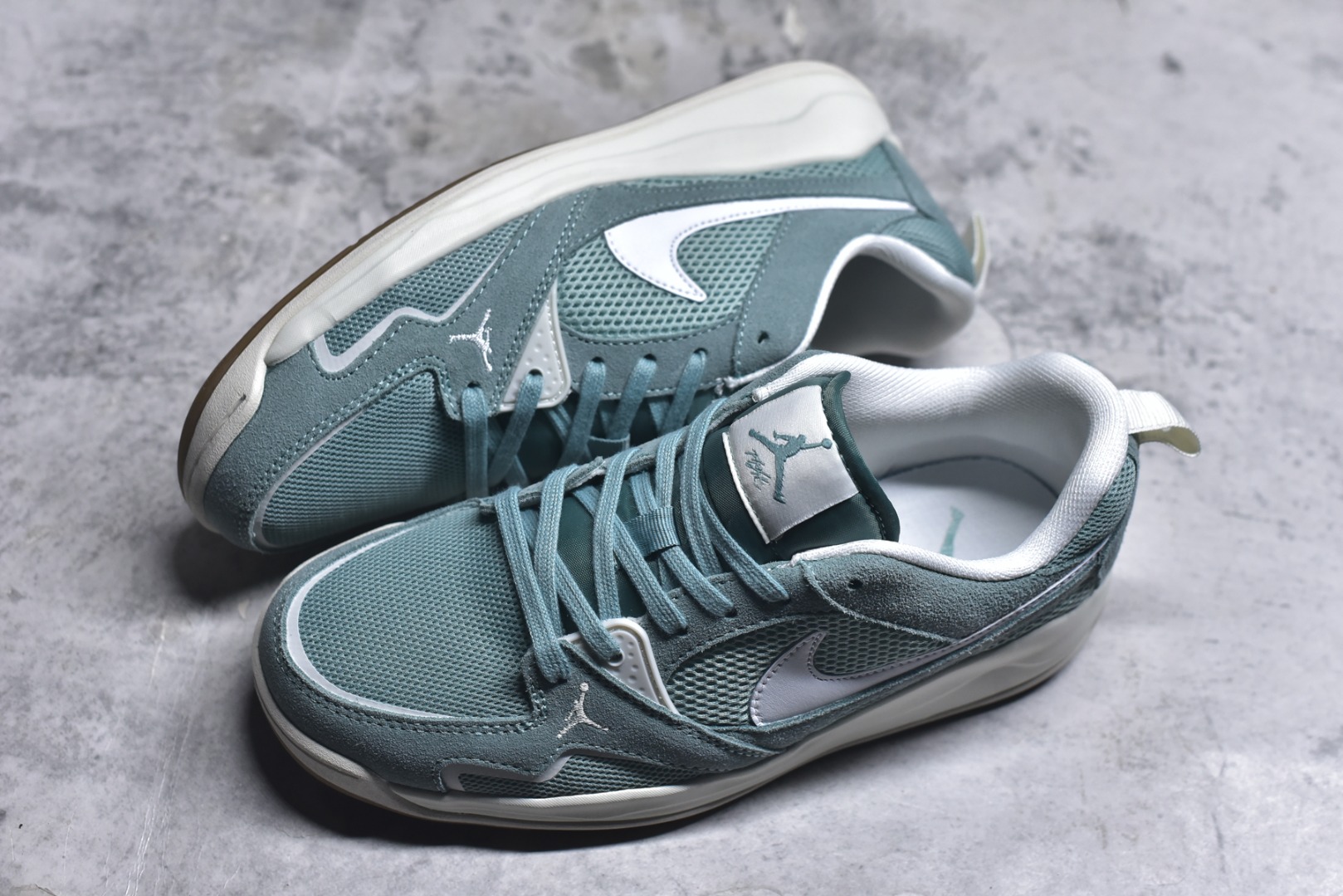 图片[7]-#NK Air JORDAN CMFTERA 复古单品 模具数据档案开发制造 纯粹还原公司版型鞋型 公司正确鞋面纹路 中底Formula 23缓震系统原厂鞋舌厚度海绵 原厂高频侧边字体模油墨印刷 原厂高弹材质鞋垫 回弹性跟公司一致 原中底布缝合走线以及注脚孔和钢印 货号：HJ6778 002 尺码：36 36.5 37.5 38 38.5 39 40 40.5 41 42 42.5 43 44 44.5 45 46-选品中心