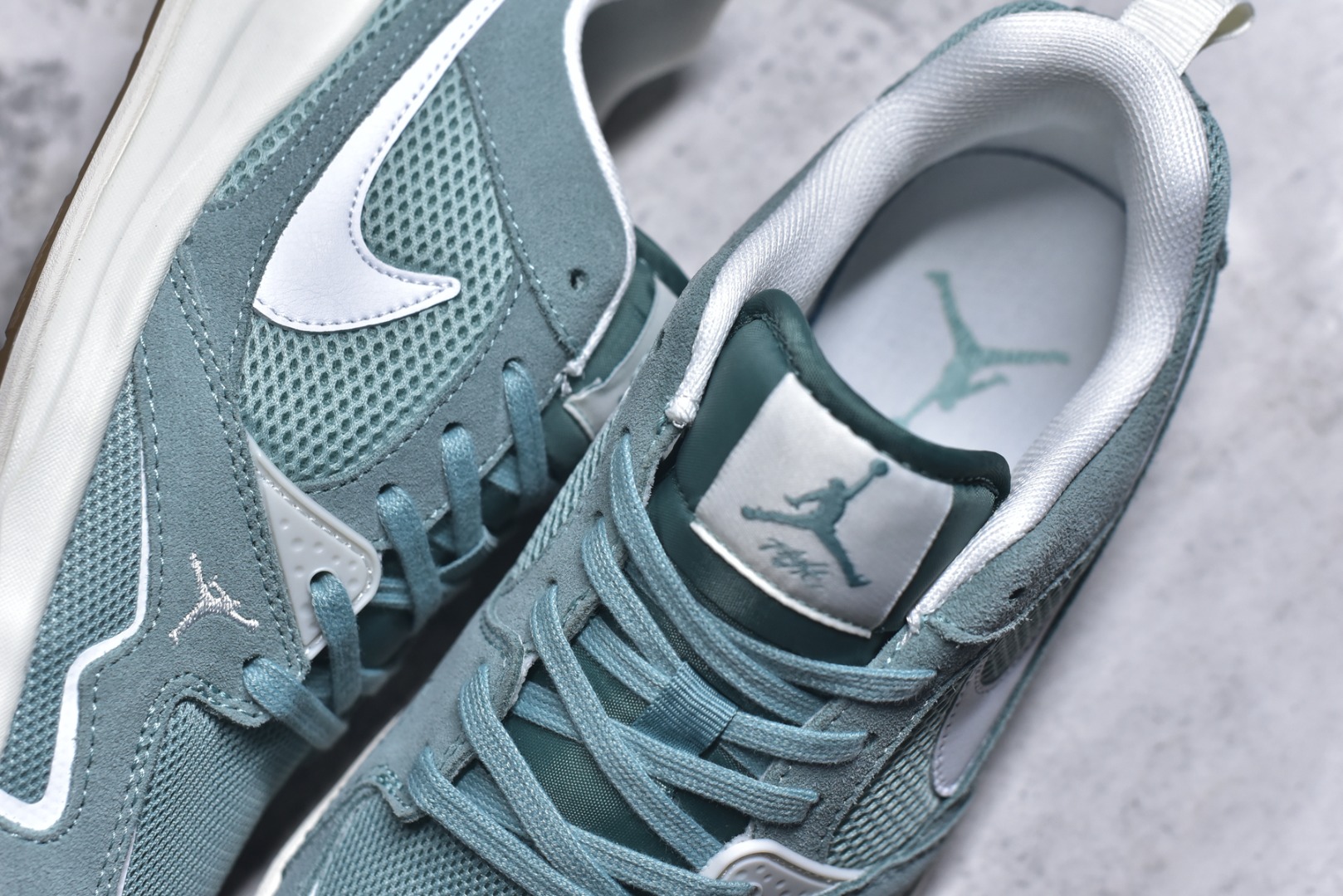 图片[9]-#NK Air JORDAN CMFTERA 复古单品 模具数据档案开发制造 纯粹还原公司版型鞋型 公司正确鞋面纹路 中底Formula 23缓震系统原厂鞋舌厚度海绵 原厂高频侧边字体模油墨印刷 原厂高弹材质鞋垫 回弹性跟公司一致 原中底布缝合走线以及注脚孔和钢印 货号：HJ6778 002 尺码：36 36.5 37.5 38 38.5 39 40 40.5 41 42 42.5 43 44 44.5 45 46-选品中心