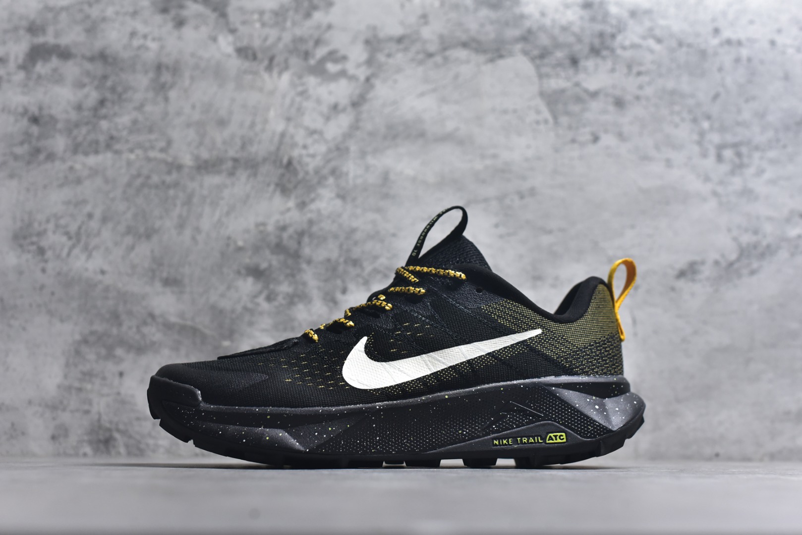 #NIKE REACTX Wildhorse 10 户外运动越野跑步鞋 兼顾迅疾外观和稳固脚感 后跟覆面和中足动态支撑巧妙融合 缔造稳定顺畅的迈步体验 货号：FV2338-008 尺码：36-45-选品中心