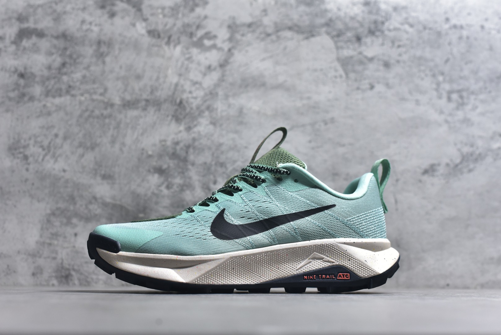 #NIKE REACTX Wildhorse 10 户外运动越野跑步鞋 兼顾迅疾外观和稳固脚感 后跟覆面和中足动态支撑巧妙融合 缔造稳定顺畅的迈步体验 货号：FV2338-301 尺码：36-45-选品中心