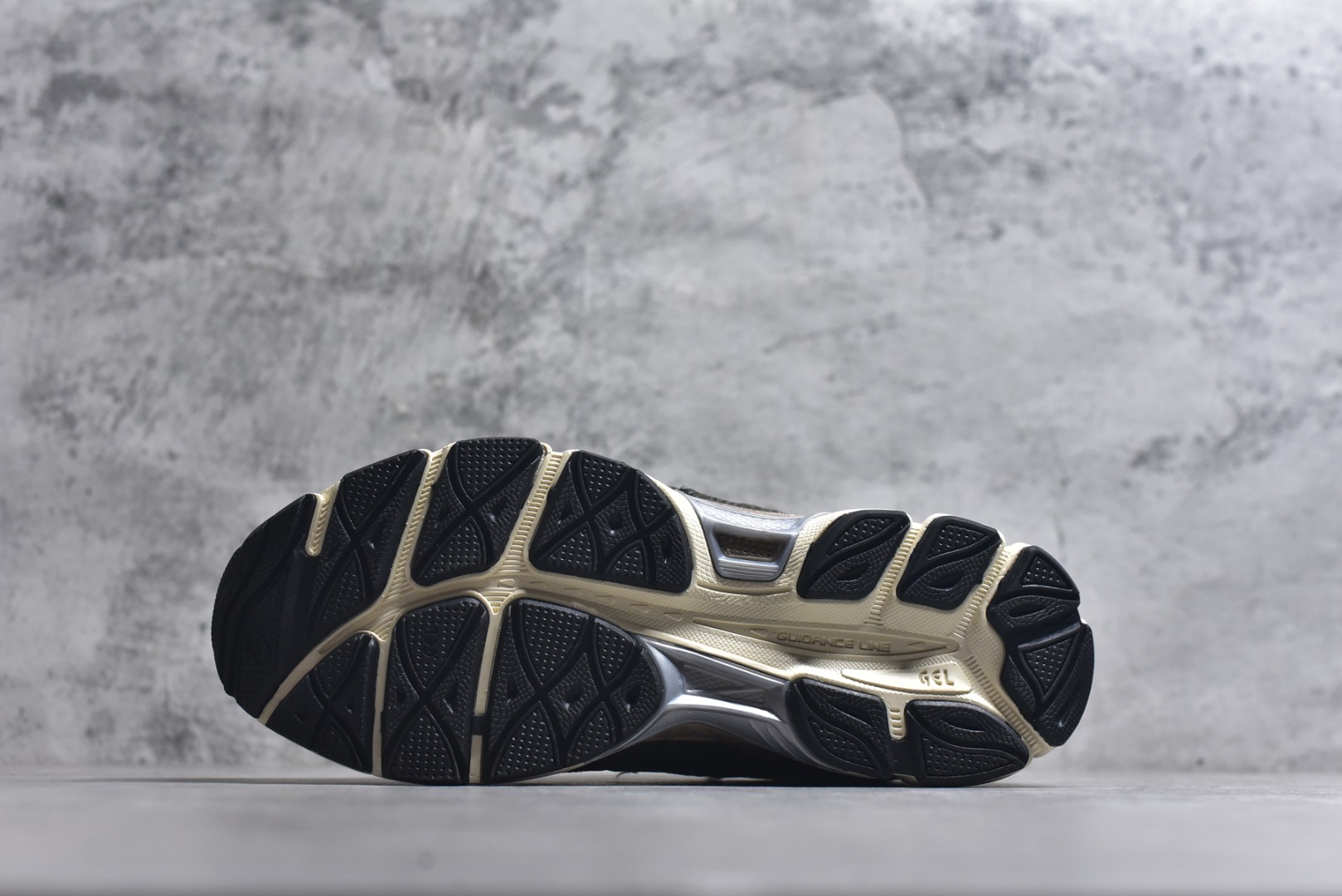 图片[6]-#亚瑟士 Asics GEL-NYC系列 舒适百搭 低帮 休闲跑步鞋 透气网 全新AHAR 橡胶材质 组合果冻底 款号：1203A383-103 尺码：36 37 38 39 40 41.5 42 43.5 44 45 46-选品中心