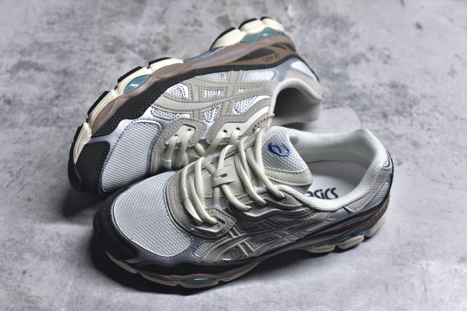 图片[7]-#亚瑟士 Asics GEL-NYC系列 舒适百搭 低帮 休闲跑步鞋 透气网 全新AHAR 橡胶材质 组合果冻底 款号：1203A383-103 尺码：36 37 38 39 40 41.5 42 43.5 44 45 46-选品中心