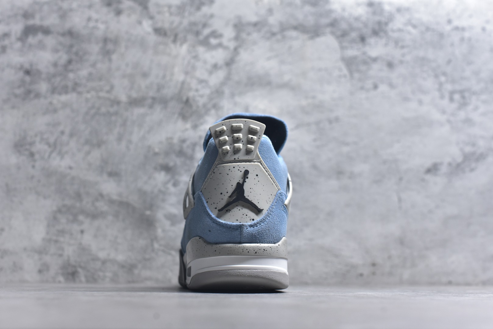 图片[5]-#Air Jordan AJ4 Retro 大学蓝 中帮篮球鞋 原楦原纸板同源开发 完美呈现乔4的版型 内侧正确双色网格 还原细节 正确气垫颜色 正确网格工艺 正确拉帮工艺 全鞋原装材料制作 原档案原模具打造 货号：CT8527-400 尺码：36-48-选品中心