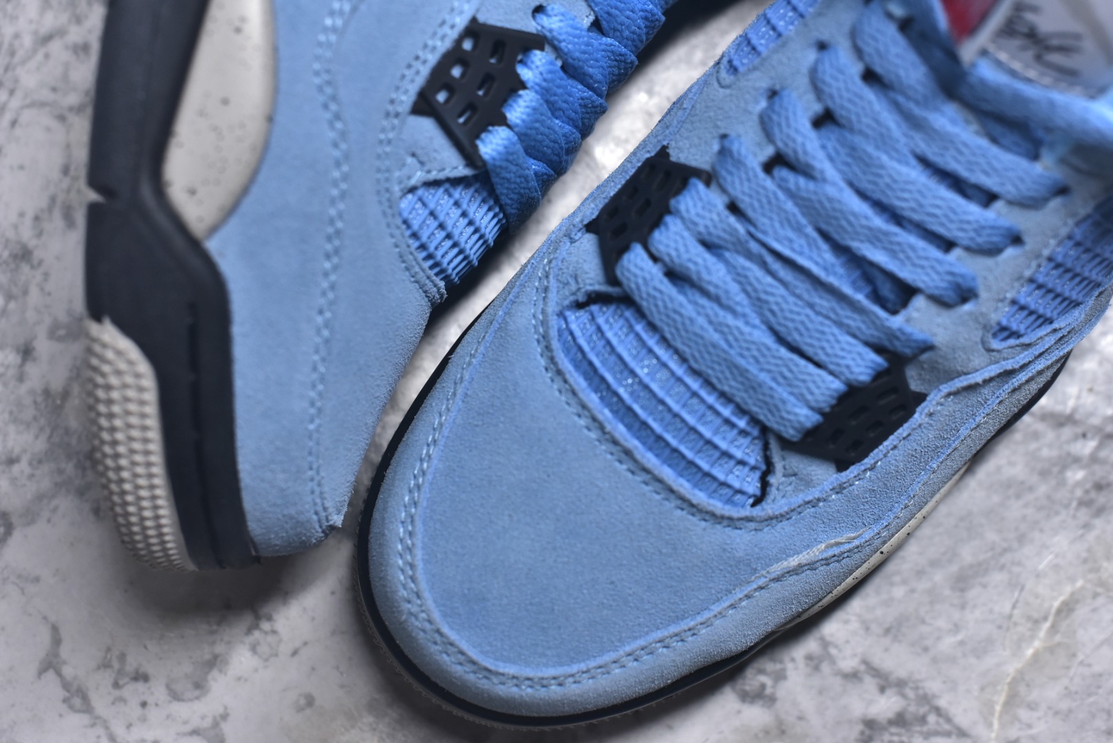 图片[8]-#Air Jordan AJ4 Retro 大学蓝 中帮篮球鞋 原楦原纸板同源开发 完美呈现乔4的版型 内侧正确双色网格 还原细节 正确气垫颜色 正确网格工艺 正确拉帮工艺 全鞋原装材料制作 原档案原模具打造 货号：CT8527-400 尺码：36-48-选品中心