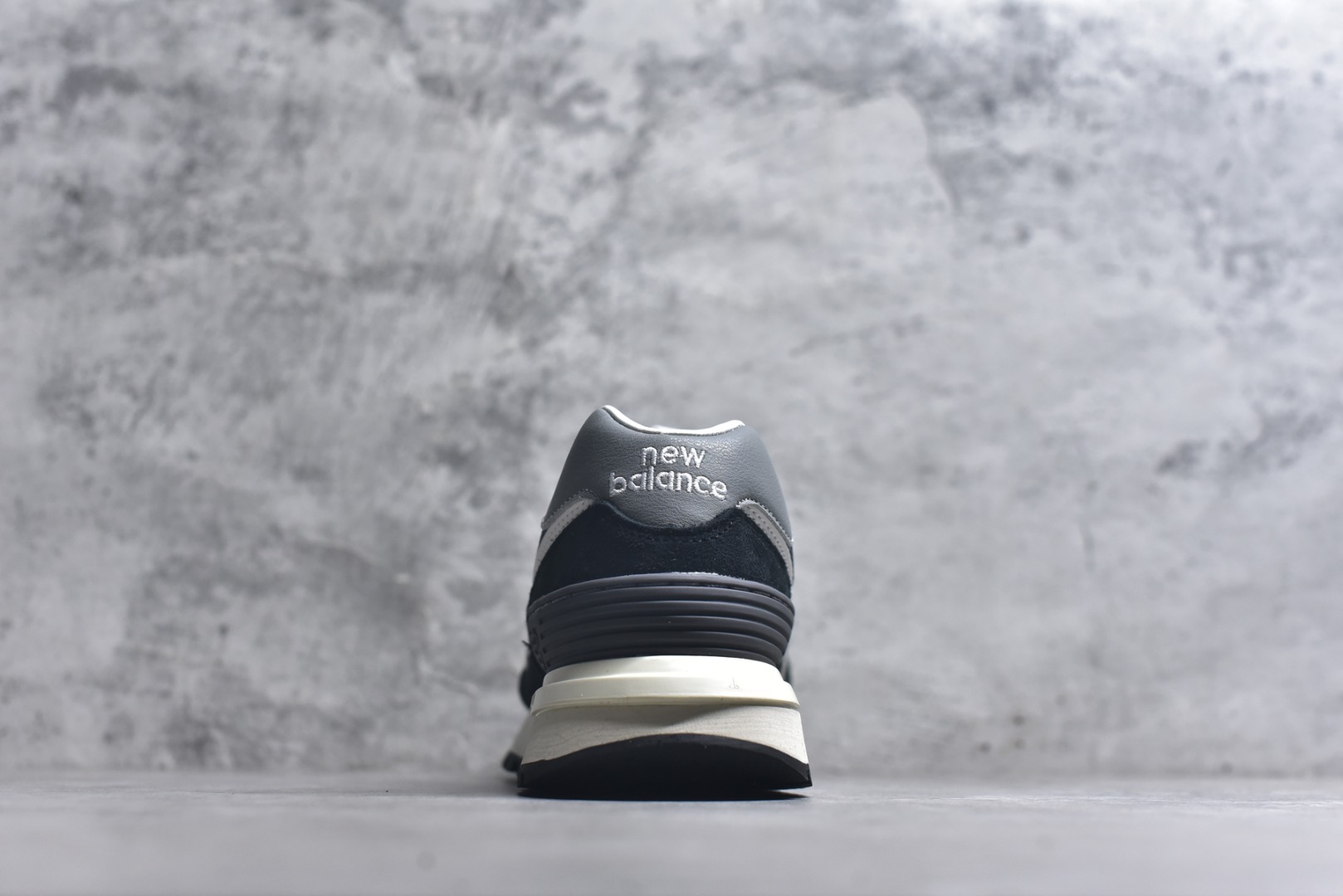 图片[5]-#New Balance NB574 低帮复古休闲慢跑鞋 毛边牛仔面料 ENCAP缓震中底 原盒原标 天猫京东平台专供 早期外围实体充正案例无数，外贸客户指定订单 前后掌分段组合大底 内置科技软底 缓震效果极佳 货号：U574LGG1 尺码：36-45-选品中心