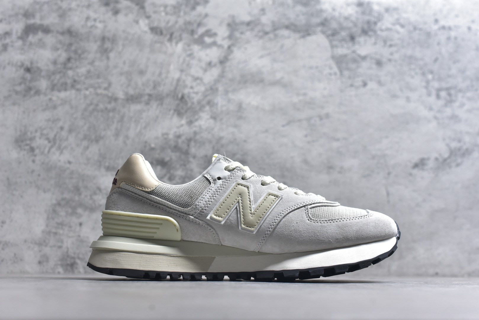 图片[3]-#New Balance NB574 低帮复古休闲慢跑鞋 毛边牛仔面料 ENCAP缓震中底 原盒原标 天猫京东平台专供 早期外围实体充正案例无数，外贸客户指定订单 前后掌分段组合大底 内置科技软底 缓震效果极佳 货号：U574LGE1 尺码：36-45-选品中心