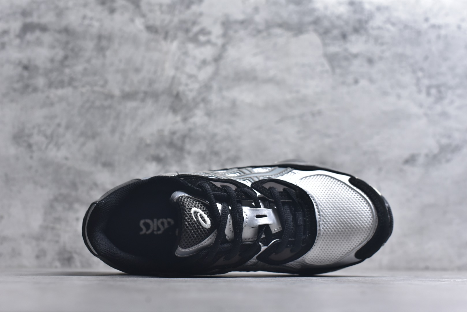 图片[4]-#Asics Gel-NYC 亚瑟士防滑耐磨休闲运动跑鞋 采用双层提花网面设计 提高包裹性和透气性 后跟搭载稳定系统科技T-GEL提升整体支撑力和结构感 减少对身体带来的冲击负荷 创新中底至轻回弹 货号：1201A789-750 尺码：36-47-选品中心