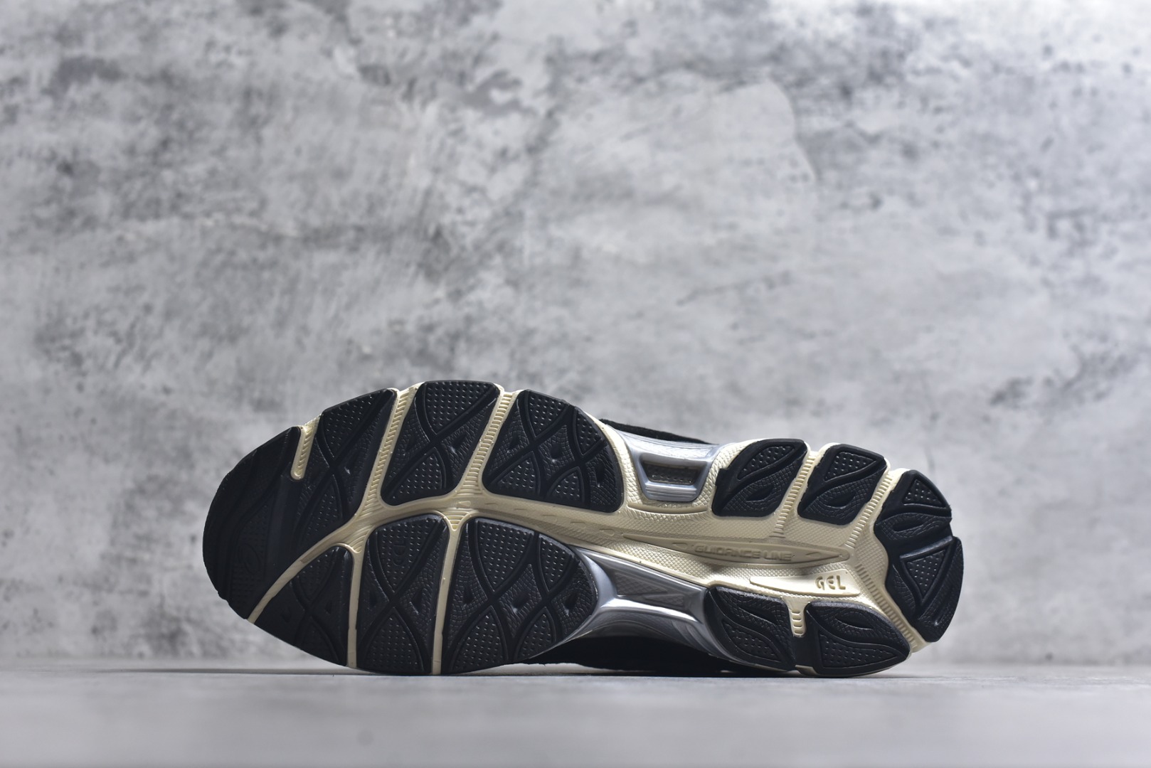 图片[6]-#Asics Gel-NYC 亚瑟士防滑耐磨休闲运动跑鞋 采用双层提花网面设计 提高包裹性和透气性 后跟搭载稳定系统科技T-GEL提升整体支撑力和结构感 减少对身体带来的冲击负荷 创新中底至轻回弹 货号：1201A789-750 尺码：36-47-选品中心