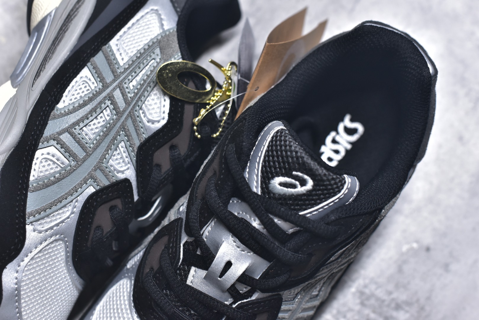 图片[9]-#Asics Gel-NYC 亚瑟士防滑耐磨休闲运动跑鞋 采用双层提花网面设计 提高包裹性和透气性 后跟搭载稳定系统科技T-GEL提升整体支撑力和结构感 减少对身体带来的冲击负荷 创新中底至轻回弹 货号：1201A789-750 尺码：36-47-选品中心