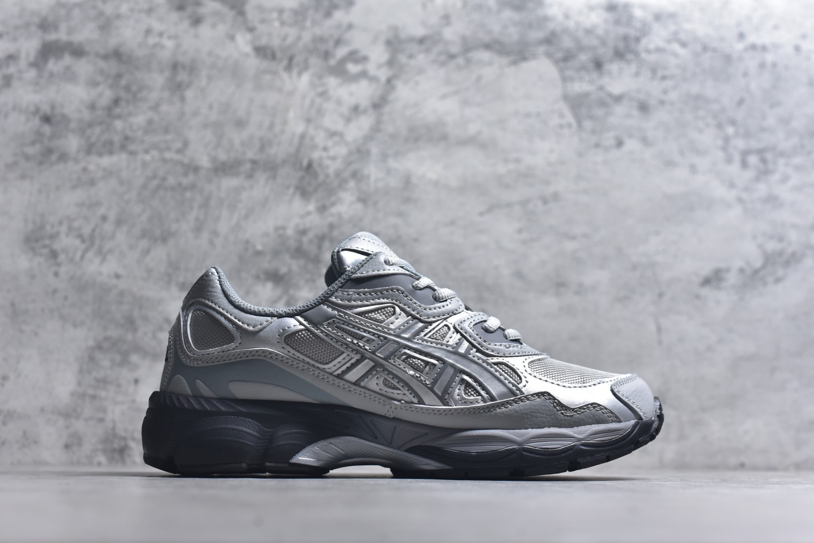 图片[3]-#Asics Gel-NYC 亚瑟士防滑耐磨休闲运动跑鞋 采用双层提花网面设计 提高包裹性和透气性 后跟搭载稳定系统科技T-GEL提升整体支撑力和结构感 减少对身体带来的冲击负荷 创新中底至轻回弹 货号：1203A280-020 尺码：36-47-选品中心