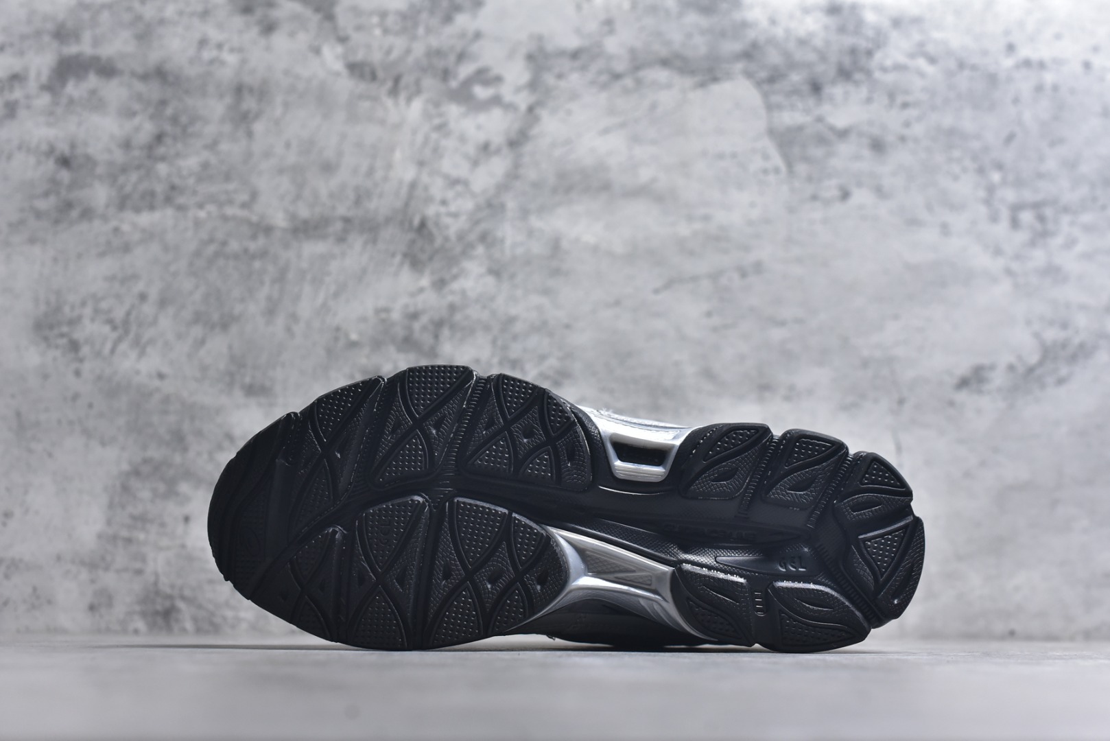 图片[6]-#Asics Gel-NYC 亚瑟士防滑耐磨休闲运动跑鞋 采用双层提花网面设计 提高包裹性和透气性 后跟搭载稳定系统科技T-GEL提升整体支撑力和结构感 减少对身体带来的冲击负荷 创新中底至轻回弹 货号：1203A280-020 尺码：36-47-选品中心