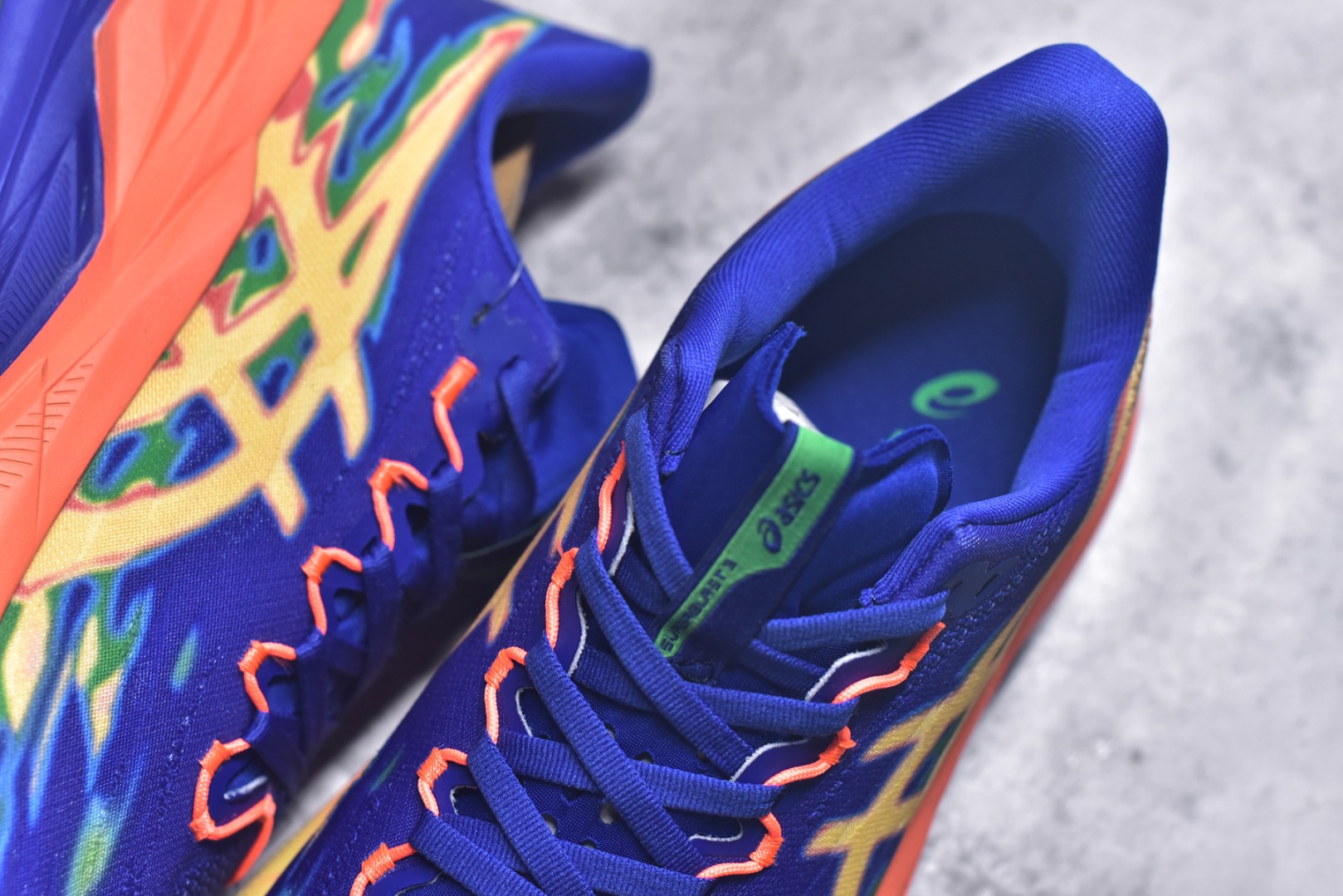 图片[9]-#Asics SuperBlast 3 轻量回弹舒适透气支撑跑步鞋 亚瑟士Superblast 3是一双无碳板全能超级训练鞋，核心升级为竞速级FF Leap中底，更软弹、更轻，能量回馈显著提升，适合轻松跑、长距离与快节奏训练。轻量工程网眼，按区域调整织法与孔径，兼顾透气与贴合。上层为竞速级FF Leap A-TPU超临界发泡材料，下层约10mmFF Blast Plus提供支撑与耐久。前掌ASICSGRIP抓地，后跟/外侧RF AHAR Lo耐磨。 货号：1013A180-001 尺码：36 37 37.5 38 39 39.5 40 40.5 41.5 42 42.5 43.5 44 44.5 45-选品中心