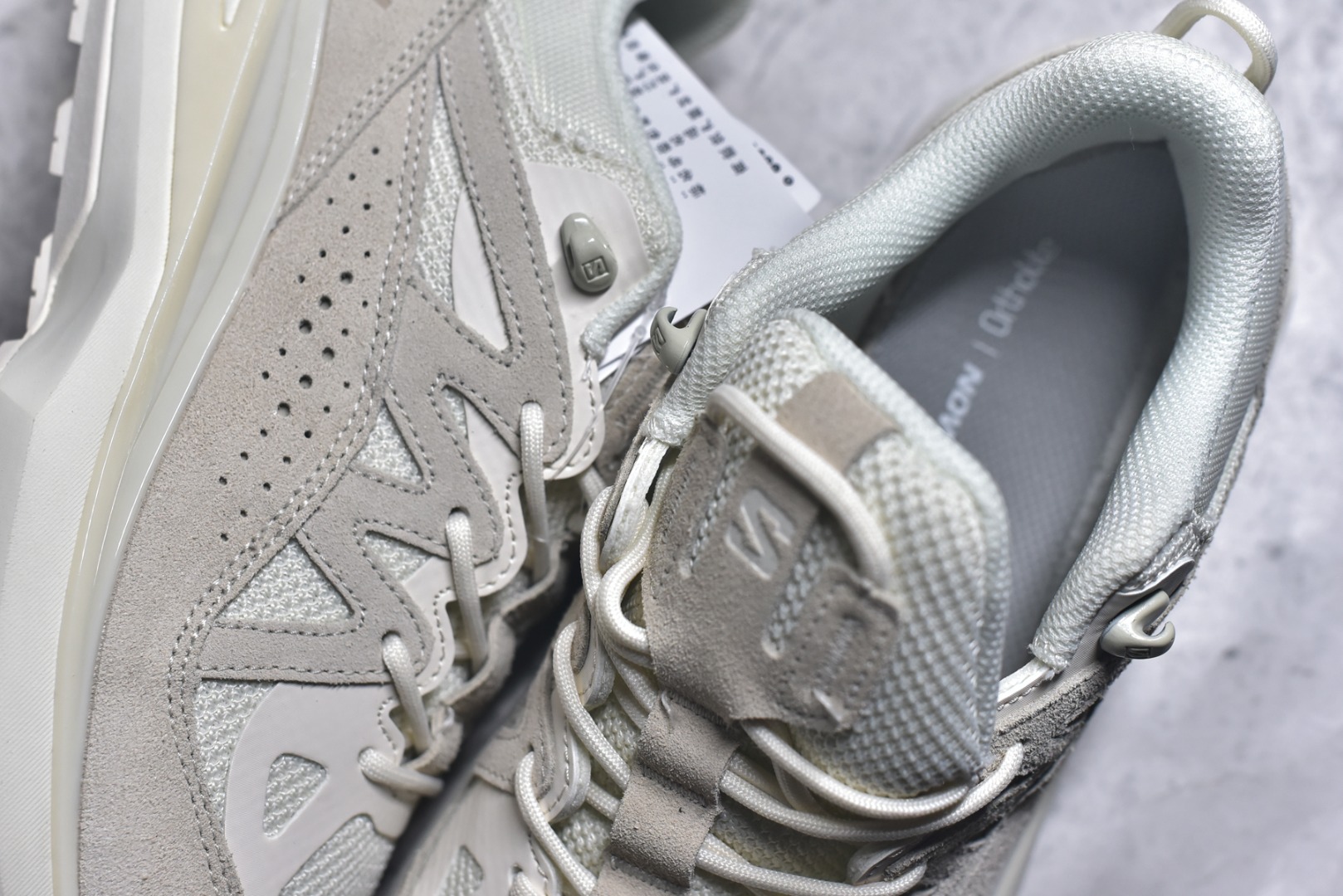 图片[9]-#SALOMON萨洛蒙 ODYSSEY ELMT LOW LTR 时尚简约舒适美观 防滑耐磨 低帮 户外功能鞋 男女同款 棕褐色 SALOMON诞生于1947年的法国阿尔卑斯山区，全球知名的户外运动品牌。一直致力于推动滑雪、越野跑等山地运动的发展及产品的进步。其产品设计致力于追求创新和发掘产品的性能极限，帮助喜欢自由的人在山地间不断挑战自我。实拍调校N版已经零色差零失真 百分百还原实物色彩所见即所得 不存在货不对板色差等低级问题 选购参考实物拍摄 不混卖不参货 只用心做好货严格选品 承诺混一赔十 尺码：40 40.5 41 42 42.5 43 44 44.5 45 46-选品中心