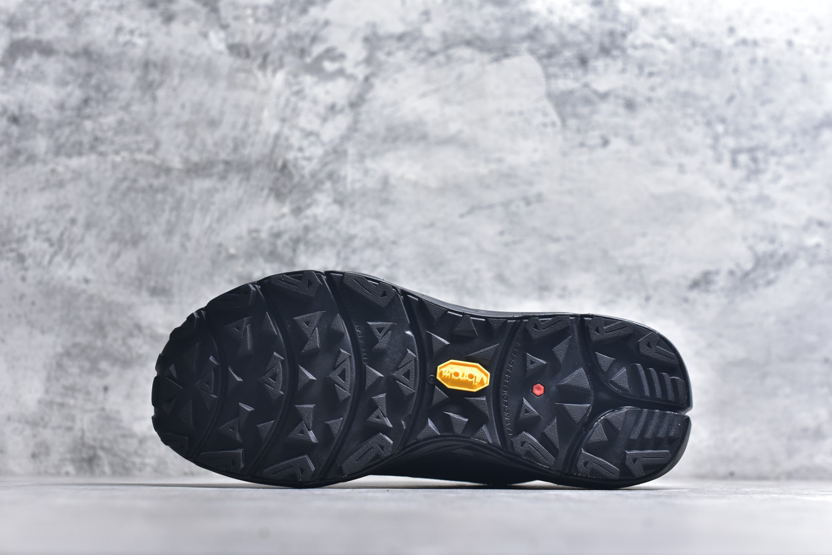 图片[6]-#【原装公司级 KAILAS 山行-2 GTX 户外越野鞋】 热门爆款 鞋面主体采用梭织布 内里搭配GTX防水内靴 防水性能高 包裹性强 Vibram Megagrip大底支撑超强抓地及耐磨性 专为户外而生 尺码：36-45-选品中心