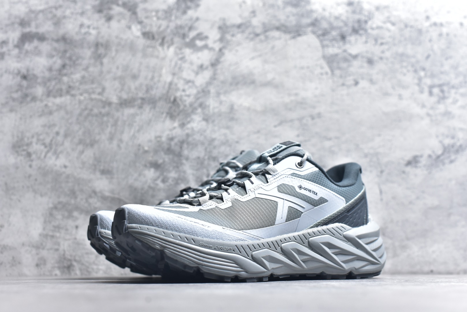 图片[2]-#【原装公司级 KAILAS 山行-2 GTX 户外越野鞋】 热门爆款 鞋面主体采用梭织布 内里搭配GTX防水内靴 防水性能高 包裹性强 Vibram Megagrip大底支撑超强抓地及耐磨性 专为户外而生 尺码：36-45-选品中心