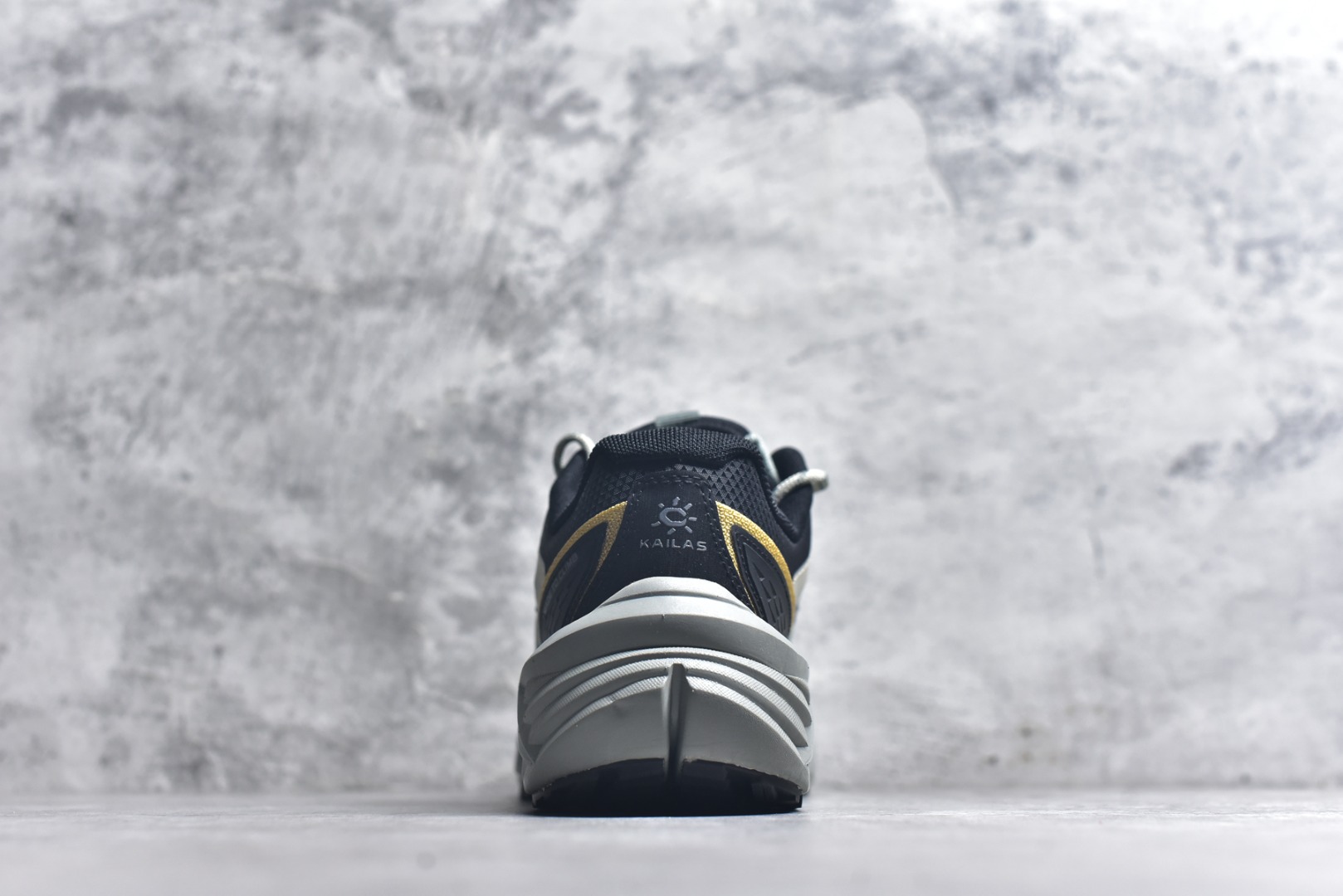 图片[5]-#【原装公司级 KAILAS 山行-2 GTX 户外越野鞋】 热门爆款 鞋面主体采用梭织布 内里搭配GTX防水内靴 防水性能高 包裹性强 Vibram Megagrip大底支撑超强抓地及耐磨性 专为户外而生 尺码：36-45-选品中心