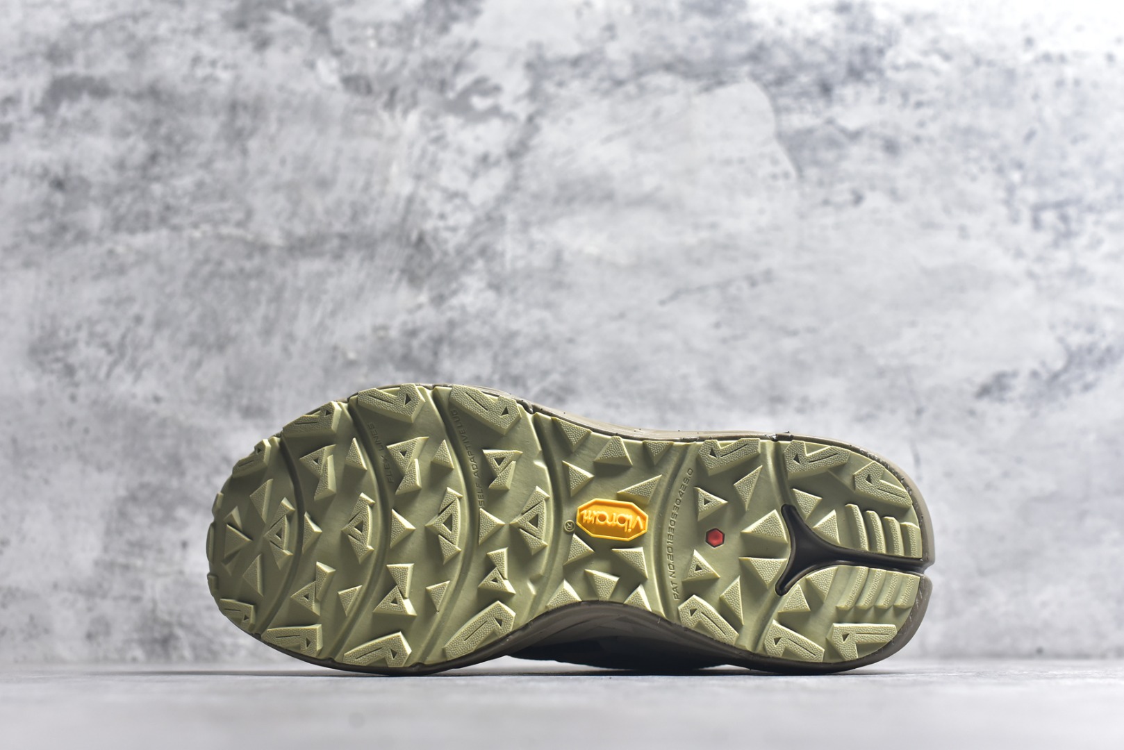 图片[6]-#【原装公司级 KAILAS 山行-2 GTX 户外越野鞋】 热门爆款 鞋面主体采用梭织布 内里搭配GTX防水内靴 防水性能高 包裹性强 Vibram Megagrip大底支撑超强抓地及耐磨性 专为户外而生 尺码：36-45-选品中心