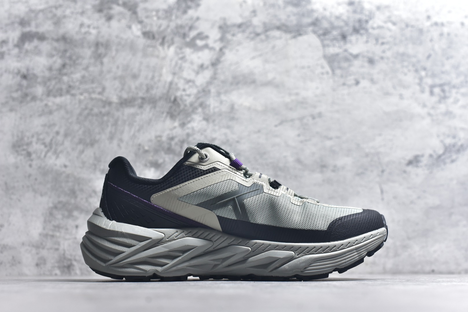 图片[3]-#【原装公司级 KAILAS 山行-2 GTX 户外越野鞋】 热门爆款 鞋面主体采用梭织布 内里搭配GTX防水内靴 防水性能高 包裹性强 Vibram Megagrip大底支撑超强抓地及耐磨性 专为户外而生 尺码：36-45-选品中心