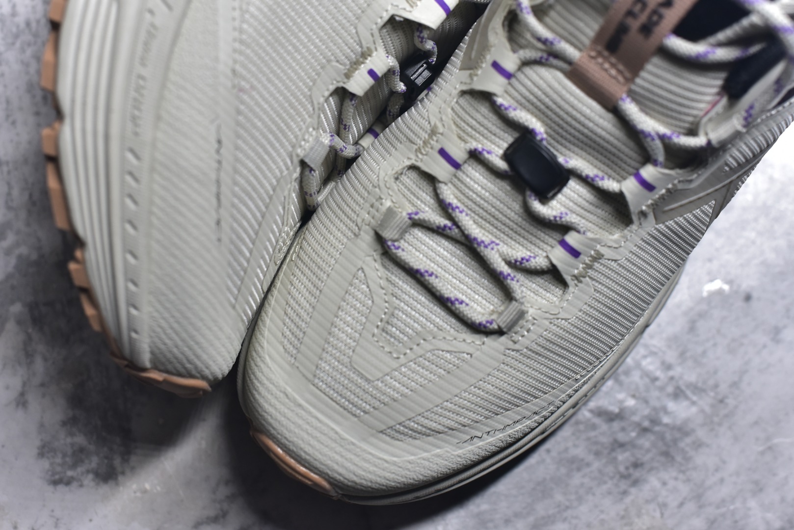 图片[8]-#【原装公司级 KAILAS 山行-2 GTX 户外越野鞋】 热门爆款 鞋面主体采用梭织布 内里搭配GTX防水内靴 防水性能高 包裹性强 Vibram Megagrip大底支撑超强抓地及耐磨性 专为户外而生 尺码：36-45-选品中心