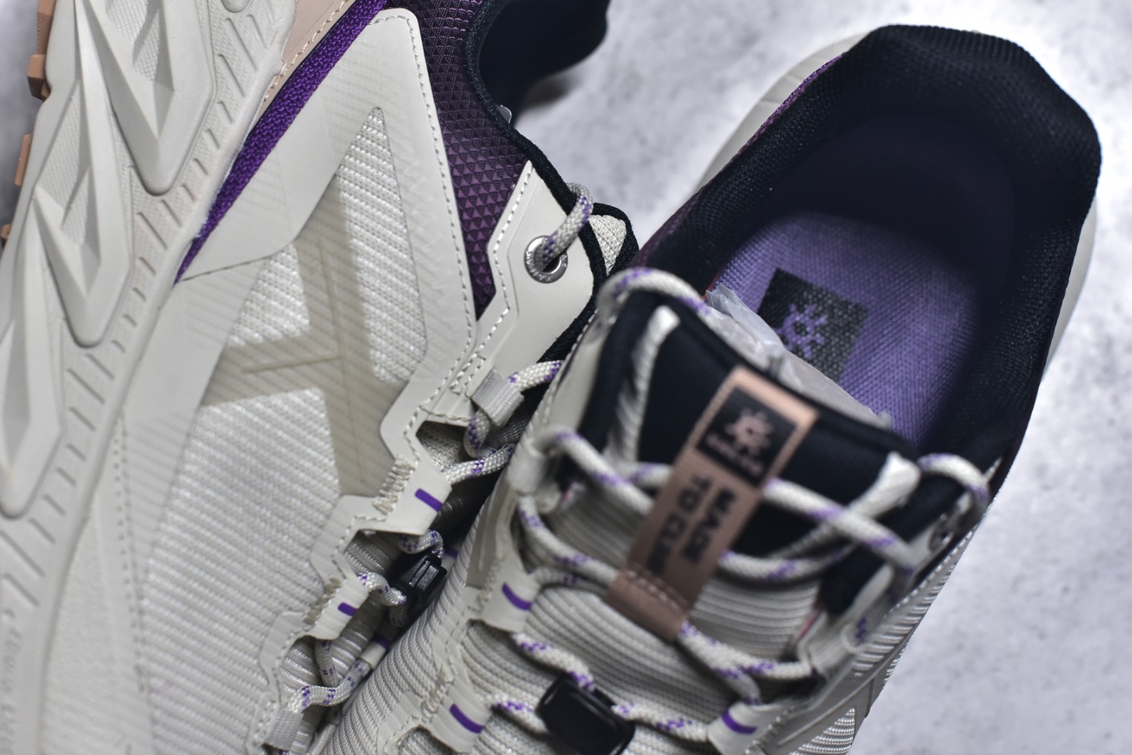 图片[9]-#【原装公司级 KAILAS 山行-2 GTX 户外越野鞋】 热门爆款 鞋面主体采用梭织布 内里搭配GTX防水内靴 防水性能高 包裹性强 Vibram Megagrip大底支撑超强抓地及耐磨性 专为户外而生 尺码：36-45-选品中心