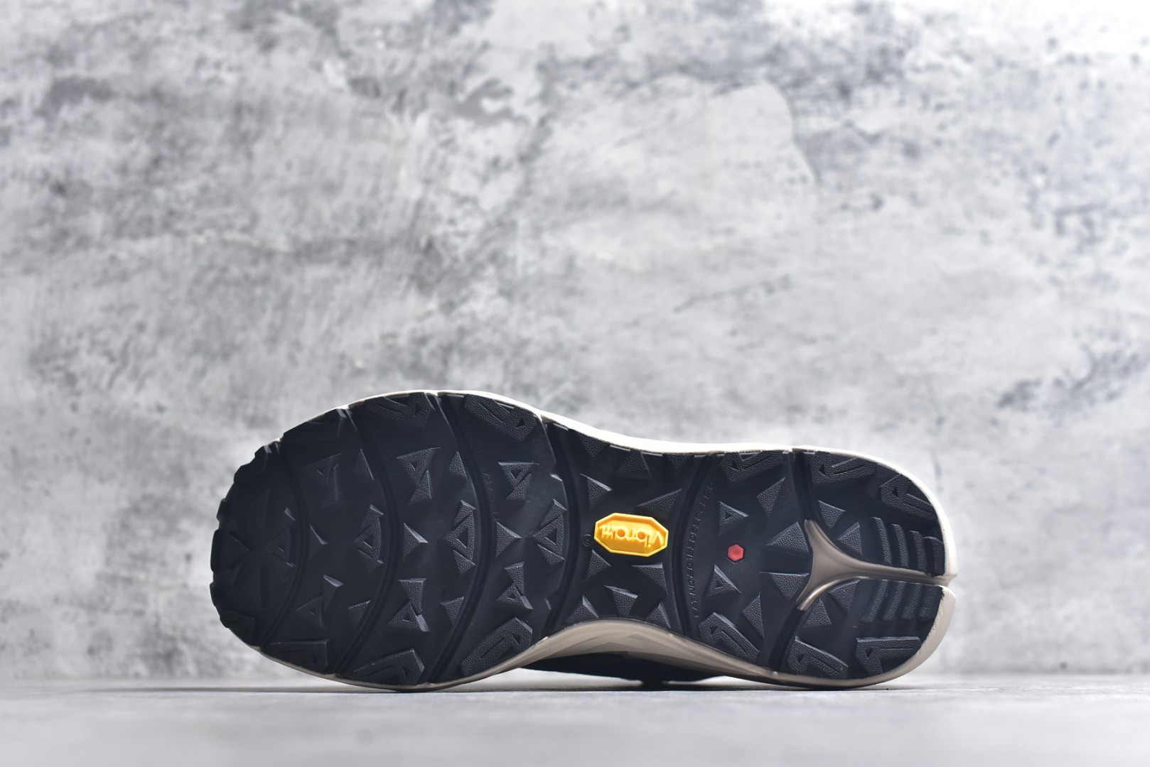 图片[6]-#【原装公司级 KAILAS 山行-2 GTX 户外越野鞋】 热门爆款 鞋面主体采用梭织布 内里搭配GTX防水内靴 防水性能高 包裹性强 Vibram Megagrip大底支撑超强抓地及耐磨性 专为户外而生 尺码：36-45-选品中心