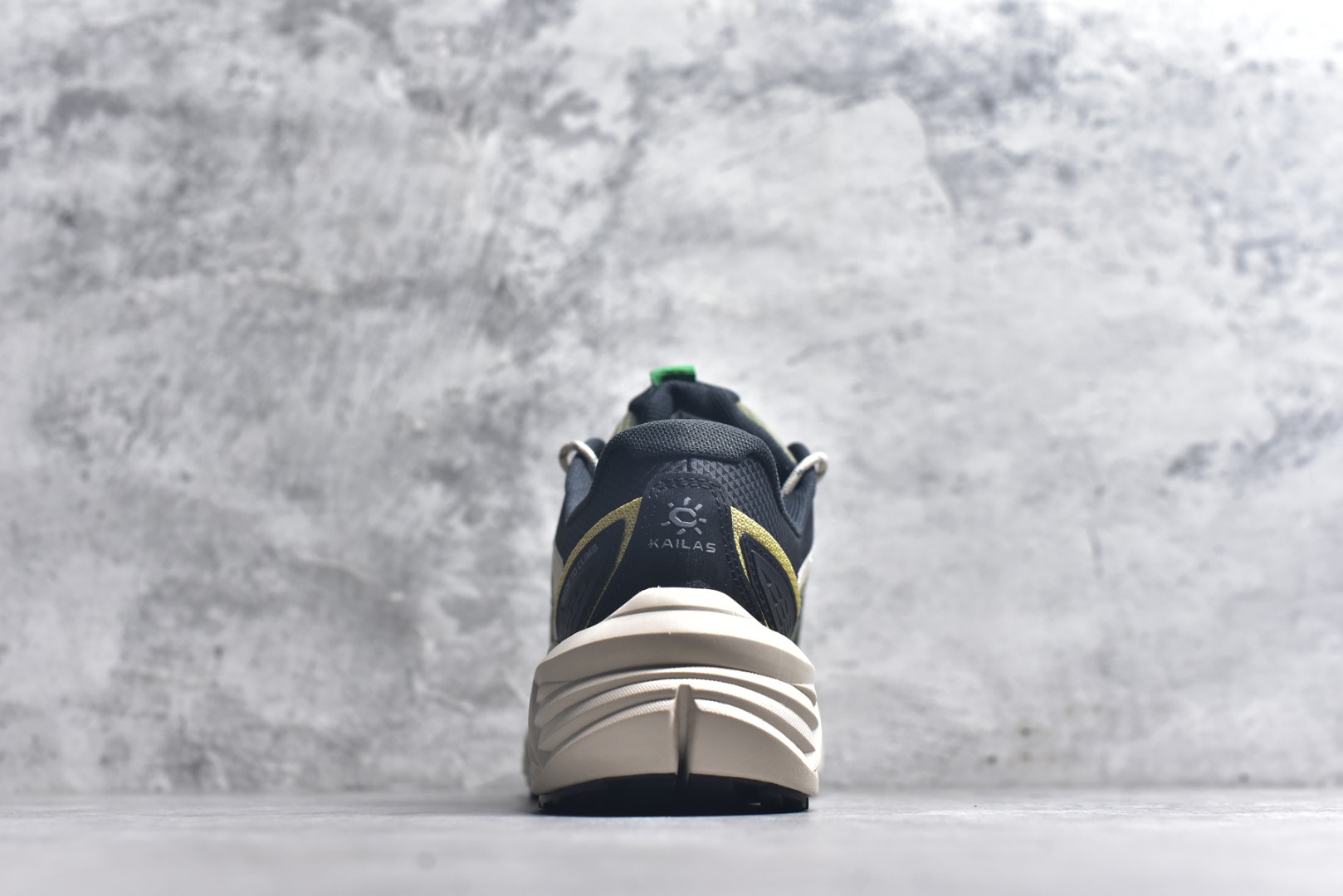 图片[5]-#【原装公司级 KAILAS 山行-2 GTX 户外越野鞋】 热门爆款 鞋面主体采用梭织布 内里搭配GTX防水内靴 防水性能高 包裹性强 Vibram Megagrip大底支撑超强抓地及耐磨性 专为户外而生 尺码：36-45-选品中心