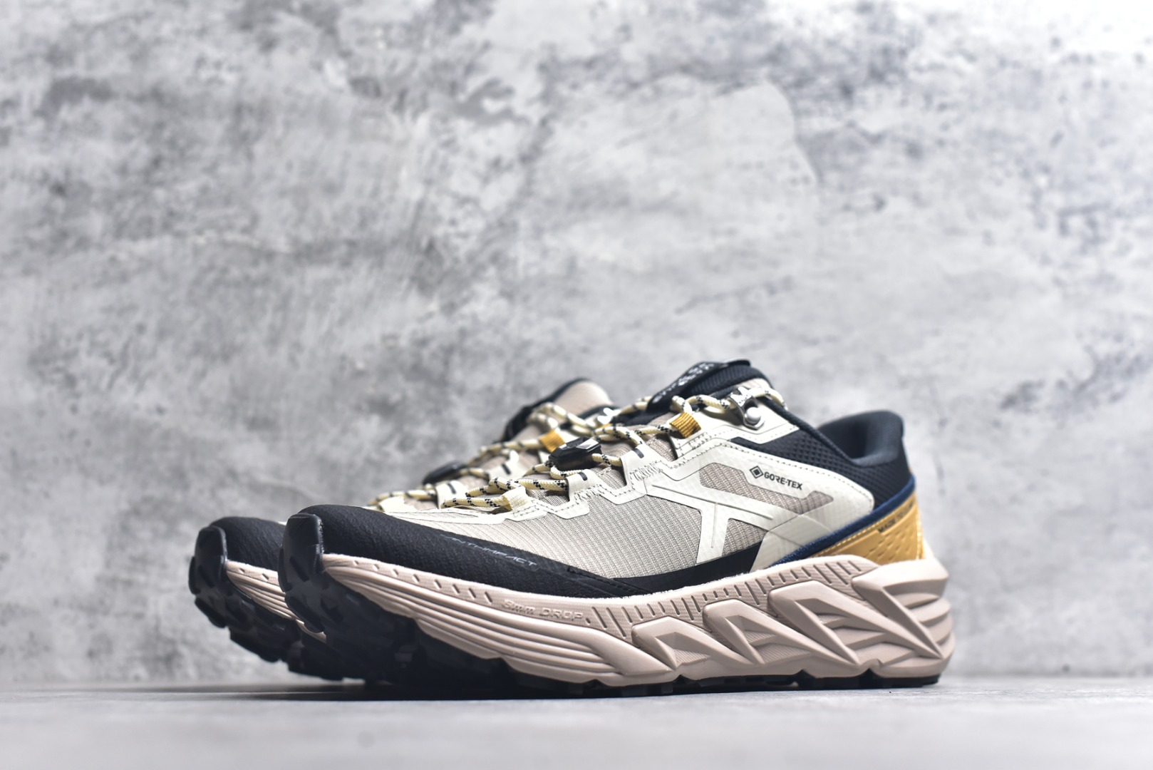 图片[2]-#【原装公司级 KAILAS 山行-2 GTX 户外越野鞋】 热门爆款 鞋面主体采用梭织布 内里搭配GTX防水内靴 防水性能高 包裹性强 Vibram Megagrip大底支撑超强抓地及耐磨性 专为户外而生 尺码：36-45-选品中心