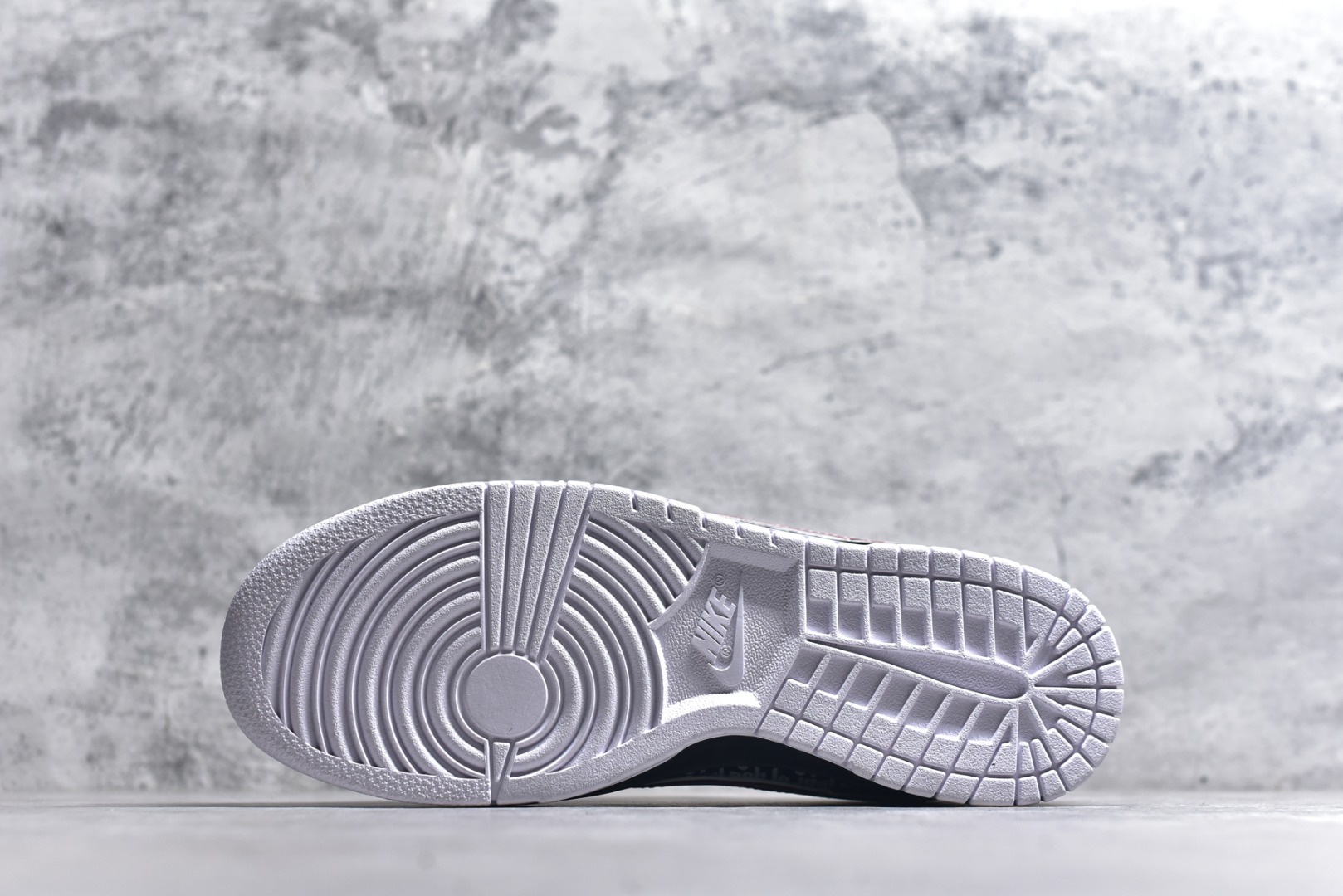 图片[6]-#Nike Dunk Low Retro 联名 周年高端定制 低帮休闲板鞋 ▪定制鞋盒 大厂纯原品质出货 超高清洁度 皮料切割干净无任何毛边 细节完美 尺码：36 36.5 37.5 38 38.5 39 40 40.5 41 42 42.5 43 44 44.5 45-选品中心