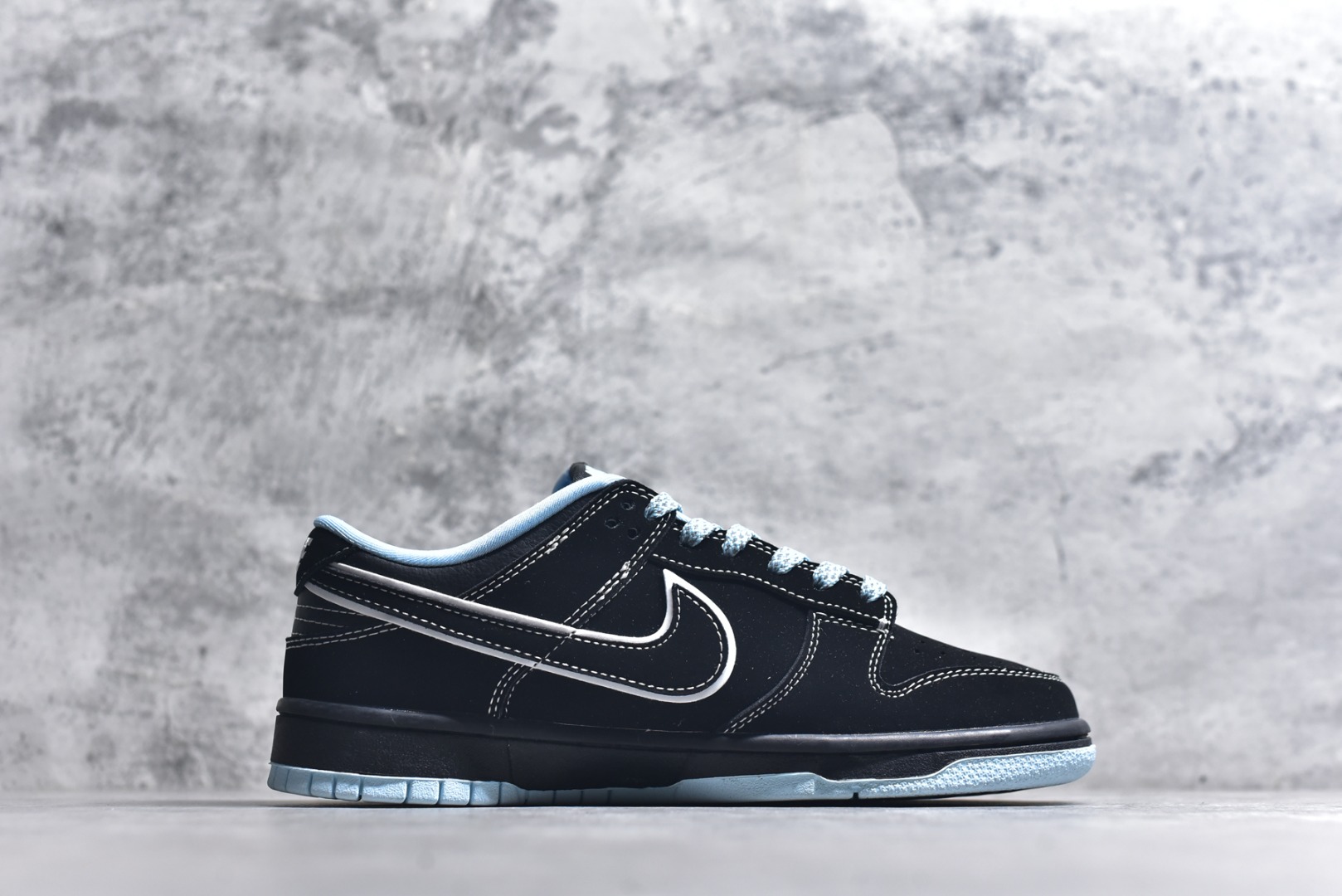 图片[3]-#Nike Dunk Low Retro 联名 周年高端定制 低帮休闲板鞋 ▪定制鞋盒 大厂纯原品质出货 超高清洁度 皮料切割干净无任何毛边 细节完美 尺码：36 36.5 37.5 38 38.5 39 40 40.5 41 42 42.5 43 44 44.5 45-选品中心