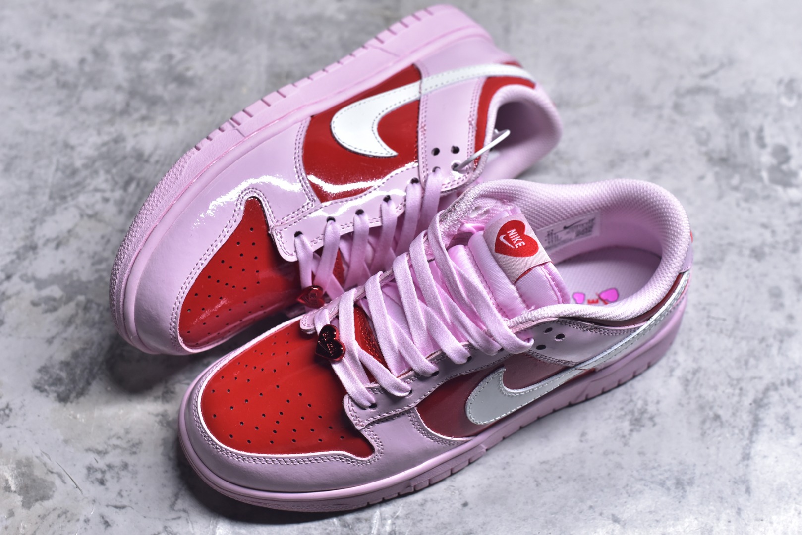 图片[7]-#Nike NIKE DUNK LOW BG 情人节限定 耐克休闲板鞋 原装头层材料 用料绝不含糊 独家版型蒸餾加工帶來的是更好的视觉和脚感体验 清洁度 电绣工艺 皮料切割干净无任何毛边 细节完美 尺码：36-45（半）-选品中心