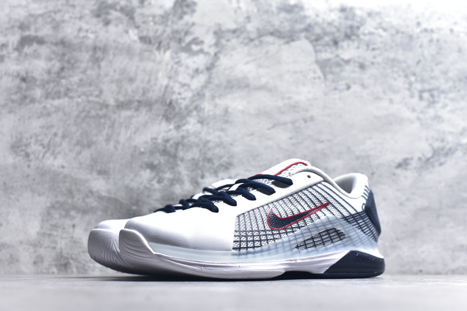 图片[2]-#原厂级别 NK Zoom Vapor 12 Hypersmash 白黑红 百搭舒适透气支撑低帮网球鞋 ▪外底采用耐穿橡胶材料，轻盈非凡。匠心设计助力轻松减速、急停和回防，令你如行云流水般自如攻 尺码：36 37 38 39 40 41 42 43 44 45&26-选品中心