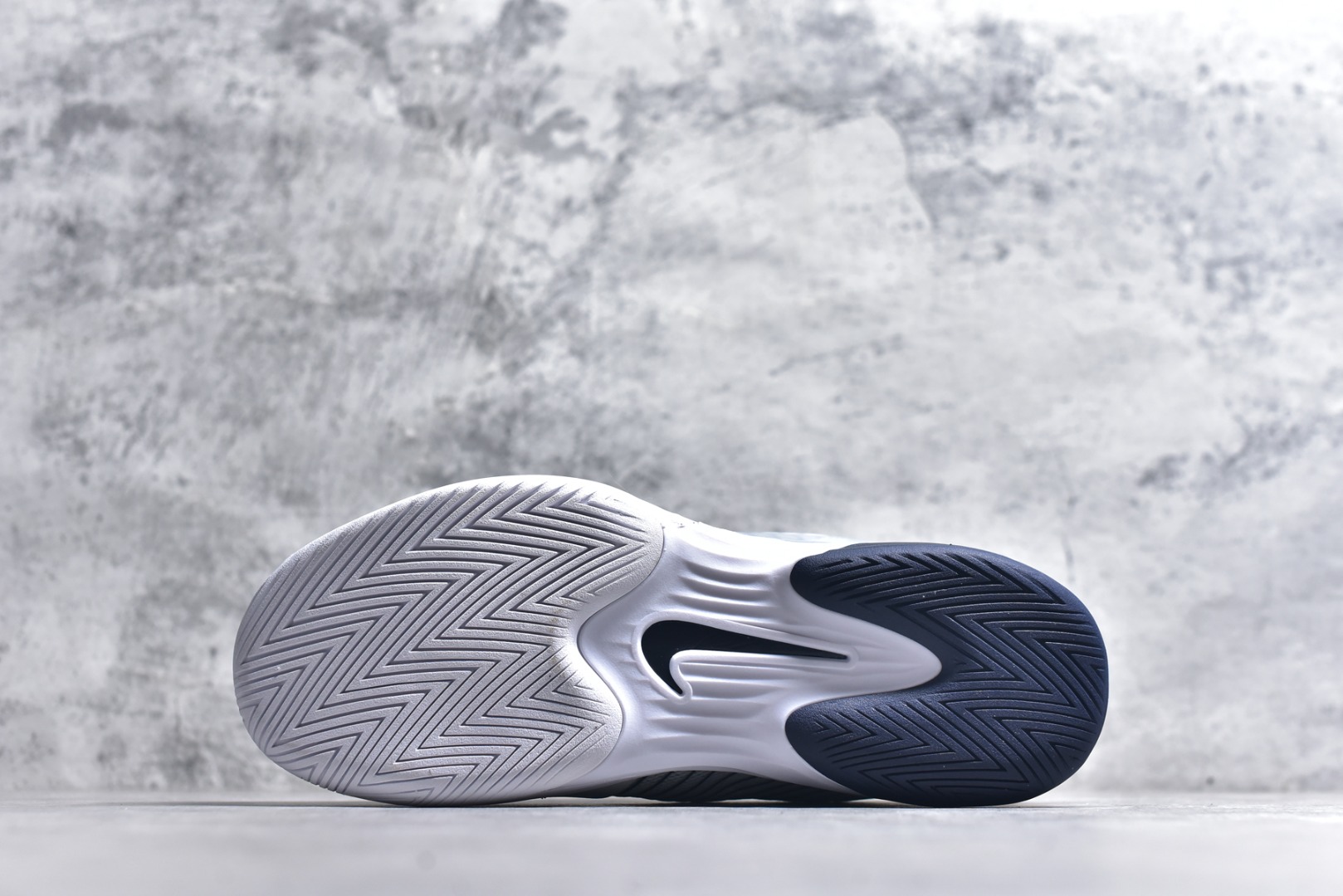 图片[6]-#原厂级别 NK Zoom Vapor 12 Hypersmash 白黑红 百搭舒适透气支撑低帮网球鞋 ▪外底采用耐穿橡胶材料，轻盈非凡。匠心设计助力轻松减速、急停和回防，令你如行云流水般自如攻 尺码：36 37 38 39 40 41 42 43 44 45&26-选品中心