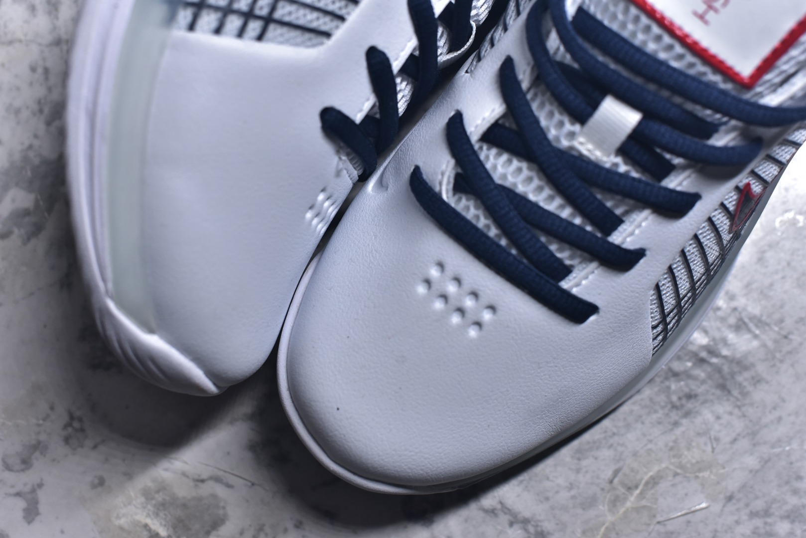 图片[8]-#原厂级别 NK Zoom Vapor 12 Hypersmash 白黑红 百搭舒适透气支撑低帮网球鞋 ▪外底采用耐穿橡胶材料，轻盈非凡。匠心设计助力轻松减速、急停和回防，令你如行云流水般自如攻 尺码：36 37 38 39 40 41 42 43 44 45&26-选品中心