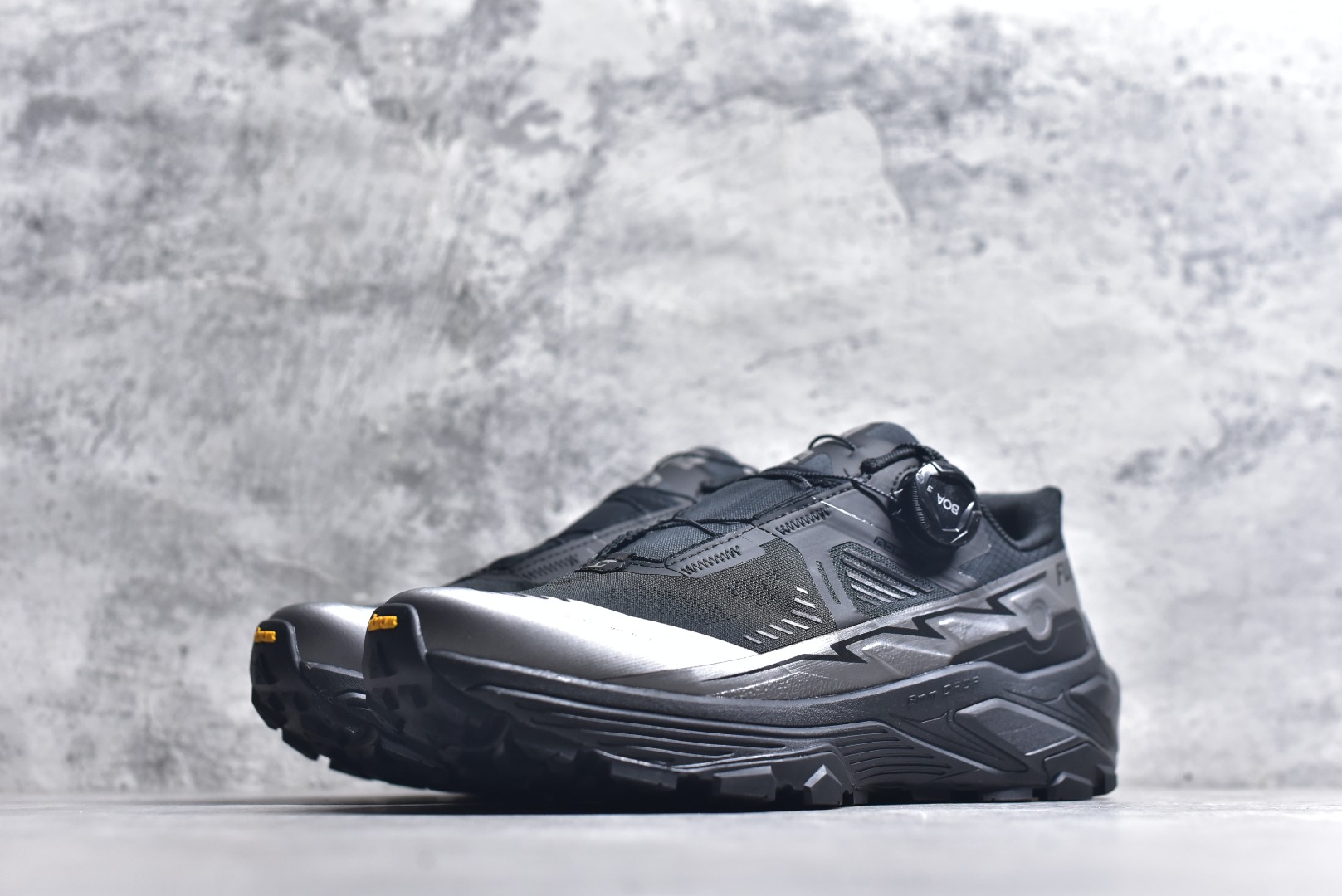 图片[2]-#KAILAS FUGA EX3 BOA 凯乐石25款舒适缓冲徒步 织物TPU减震防滑透气包裹性轻便低帮 超强抓地力越野跑步鞋 KAILAS凯乐石品牌是全球三大全系攀登品牌之一，于2003年创立于中国广州，致力于为有攀登梦想的户外运动员及爱好者，研发制造功能性专业装备，满足他们在极限环境下安全舒适的需求，凯乐石专注于科技面料的开发及专业功能设计，产品线覆盖登山、攀岩、徒步、越野跑山、露营、旅行等多项户外运动，通过运动员的测试反馈，不断进化迭代，产品荣获国内外大奖71座，发明专利21个，更突破性的自主研发攀登器械，打造出中国的攀登硬实力。 尺码：36 36.5 37.5 38 38.5 39 39.5 40 40.5 41 41.5 42 42.5 43 44 44.5 45-选品中心