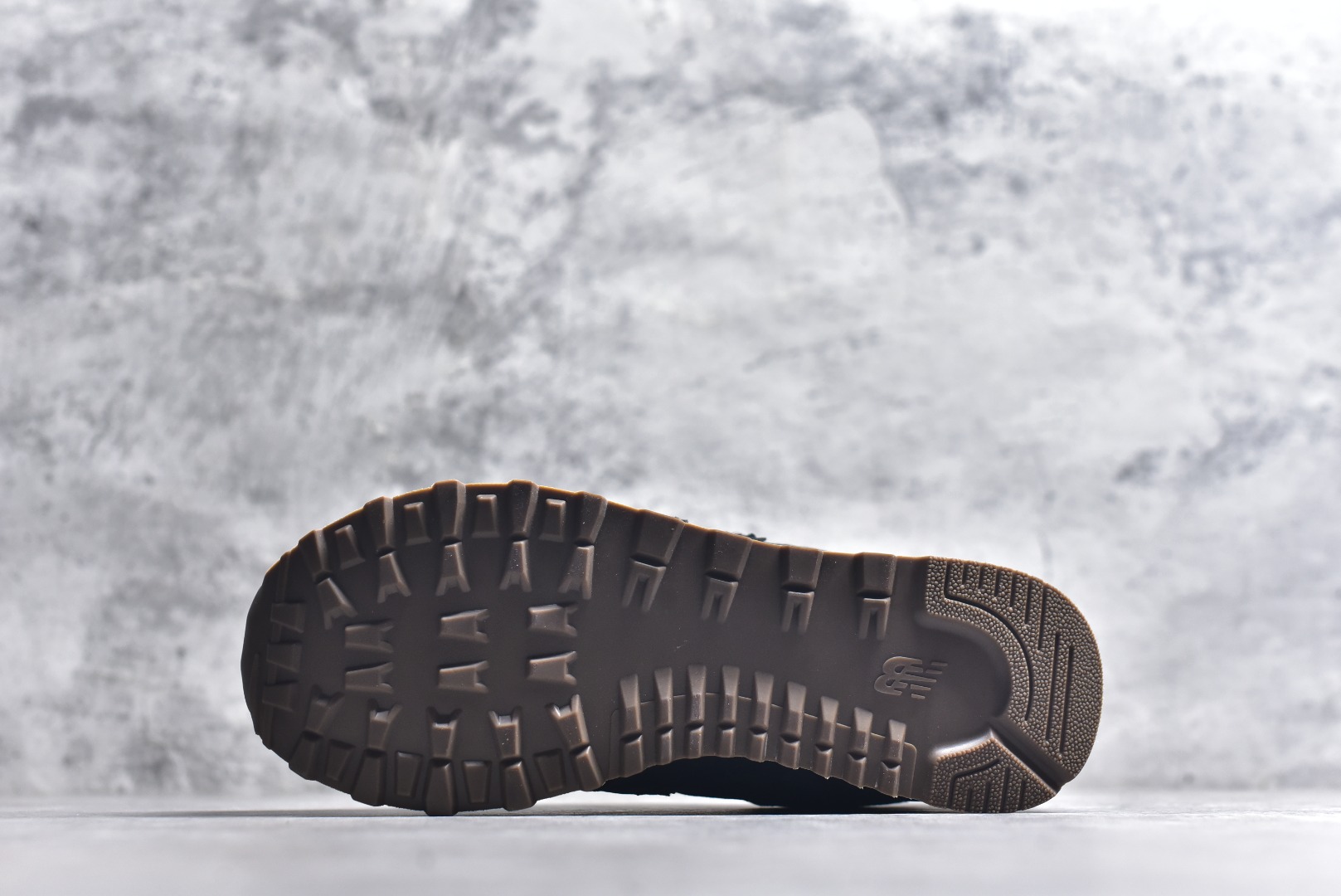 图片[6]-#【公司级】New Balance NB 574 复古运动跑步鞋 采用猪巴革组合网织物鞋面材质 全新4层组合独立私模大底 货号：U5748HM 尺码：36 36.5 37.5 38 38.5 39 40 40.5 41.5 42 42.5 43 44 45-选品中心