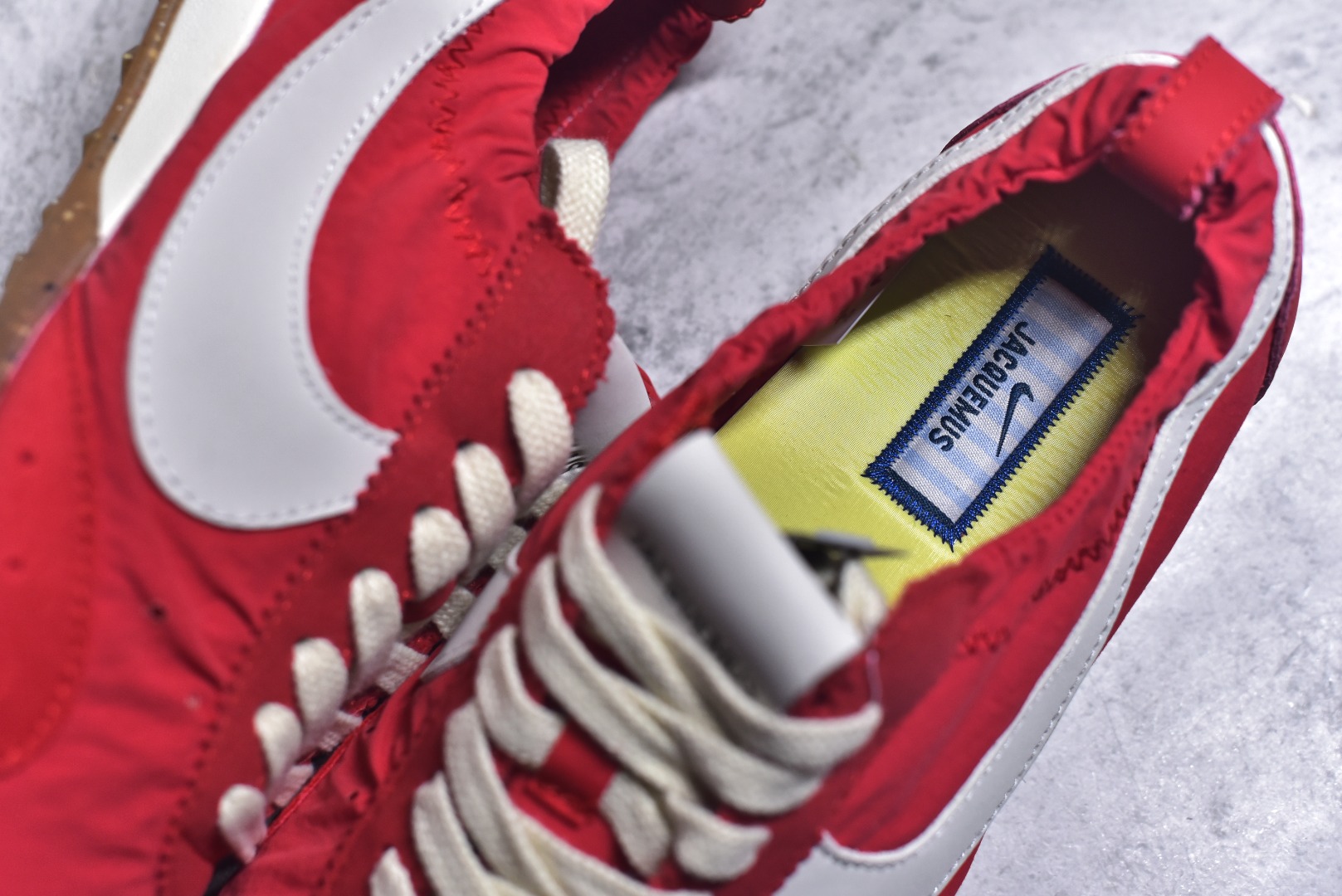 图片[9]-#NIKE W JACQUEMUS MOON SHOE SP 耐克 柔软舒适防滑耐磨 低帮休闲板鞋 欧美‍走秀‍‍款英伦复古 翘式鞋头设计 响应灵活 采用经典鞋型 融入全新细节点缀 整体简约且富有质感 鞋底耐磨材质搭配丰富的防滑底纹设计可平稳抓地 不易打滑 尺码：36-47.5（半）-选品中心