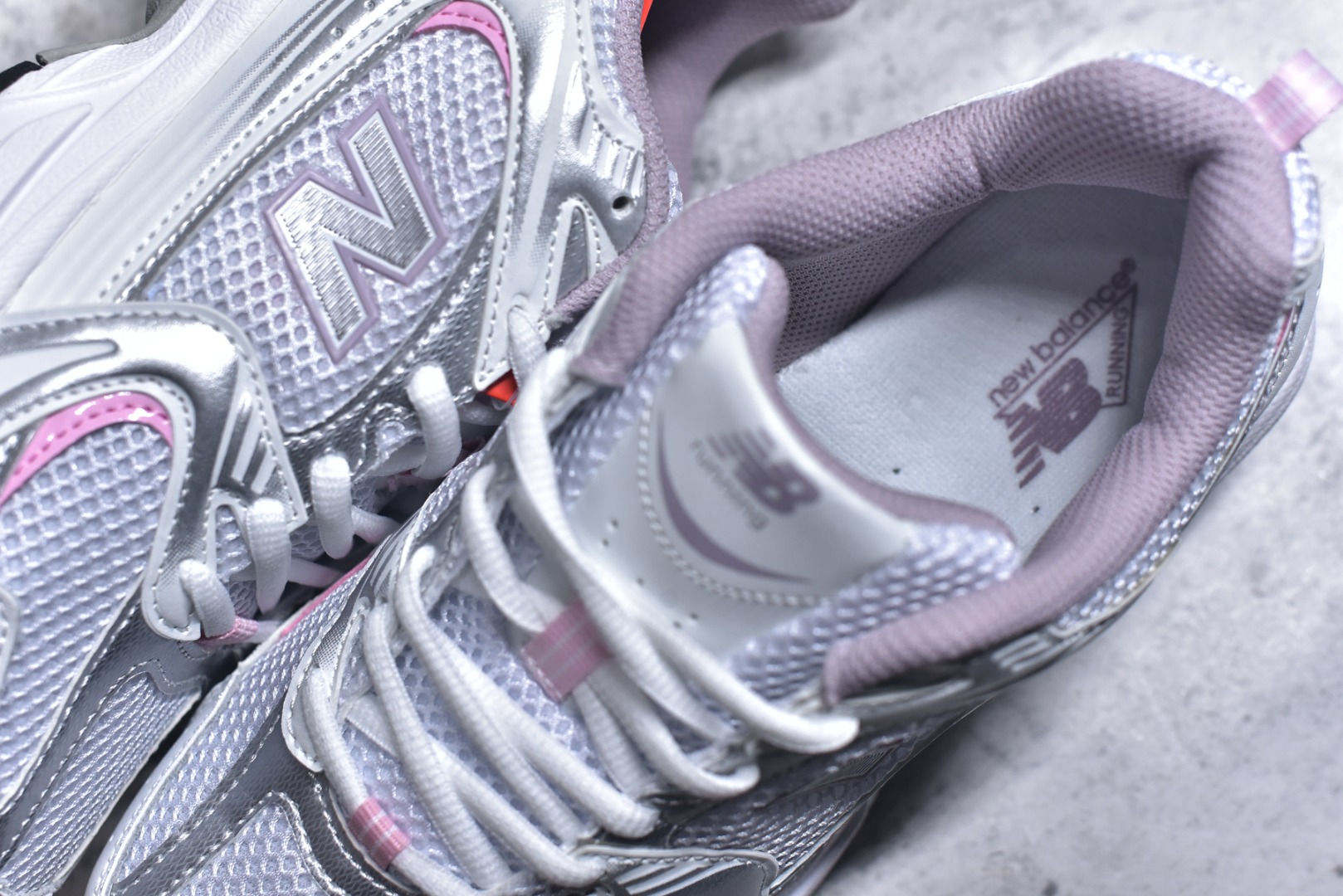 图片[9]-#新百伦 New Balance 530 复古跑鞋 小红书爆款 官网售罄这双鞋确实是NB家经典复古款式之一，以全新科技诠释，成功打造530鞋款，鞋面在保持530基本线条和片层结构的同时，采用更为简洁、流畅的设计语言官方 货号： MR530SNC 尺码：36-45-选品中心