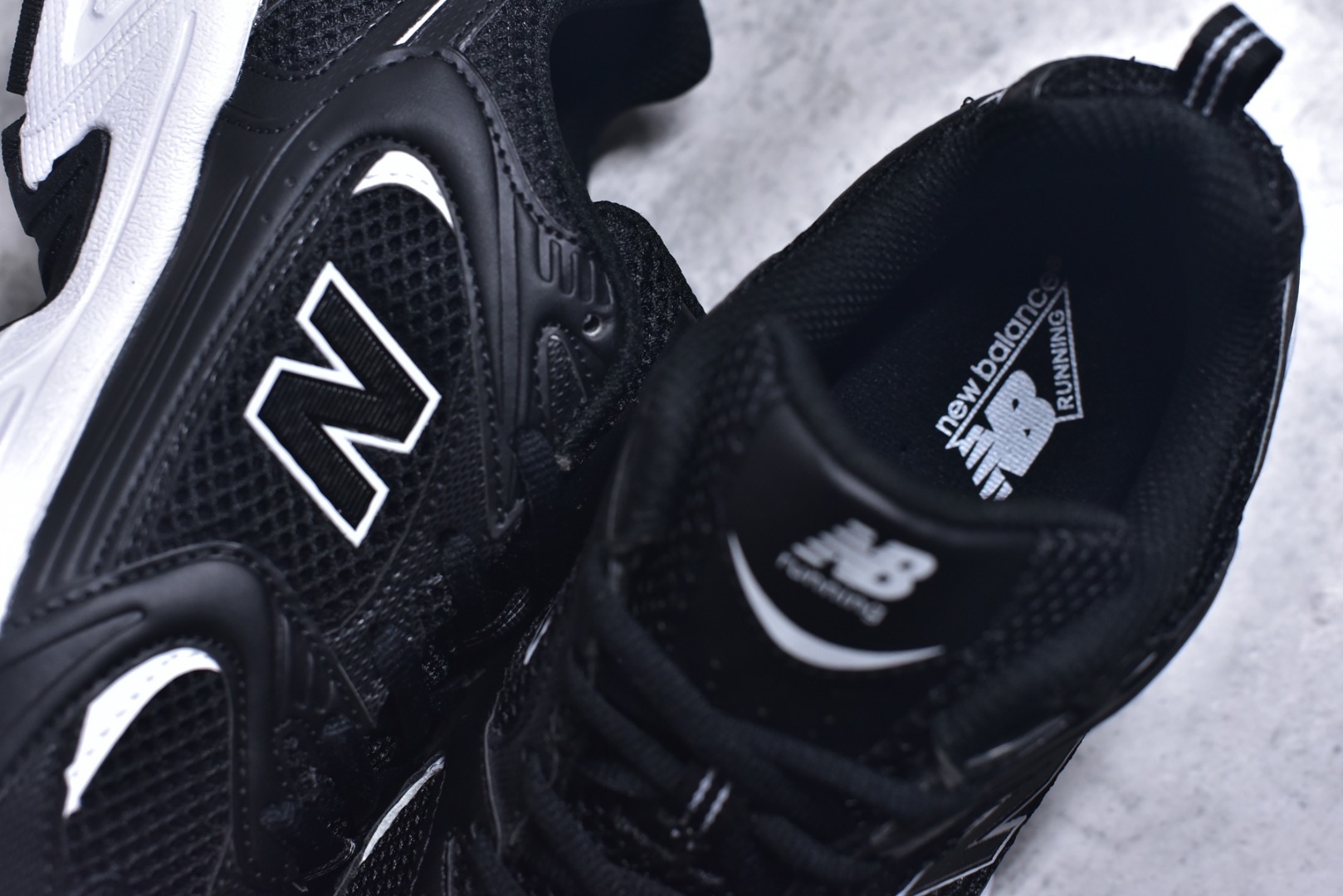 图片[9]-#新百伦 New Balance 530 复古跑鞋 小红书爆款 官网售罄这双鞋确实是NB家经典复古款式之一，以全新科技诠释，成功打造530鞋款，鞋面在保持530基本线条和片层结构的同时，采用更为简洁、流畅的设计语言官方 货号： MR530SNC 尺码：36-45-选品中心