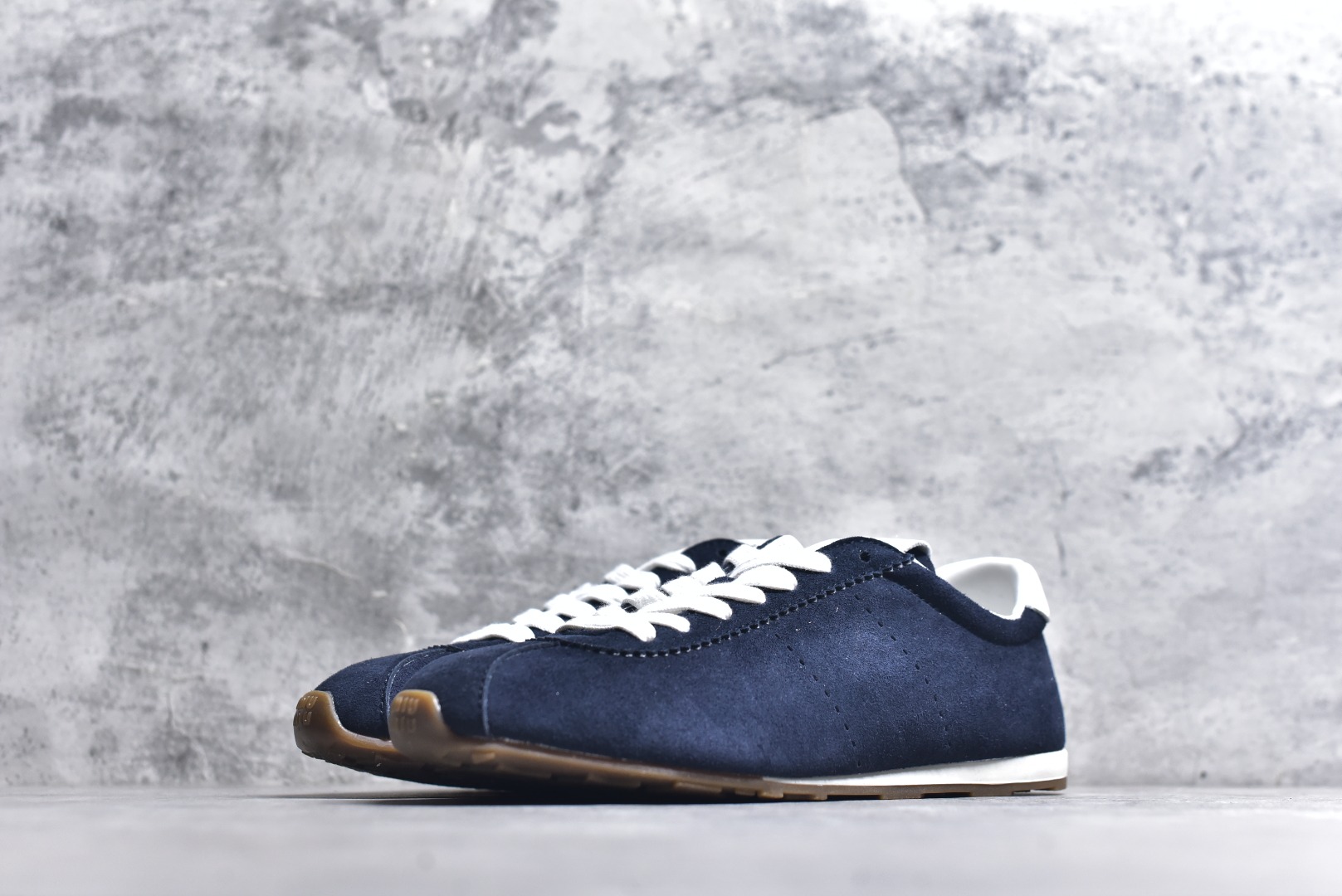 图片[2]-#缪缪MIU MIU CALZATURE DONNA科技织物 圆头系带 运动低帮休闲鞋 尺码： 36 37 38 39 40 41 42 43 44 45-选品中心