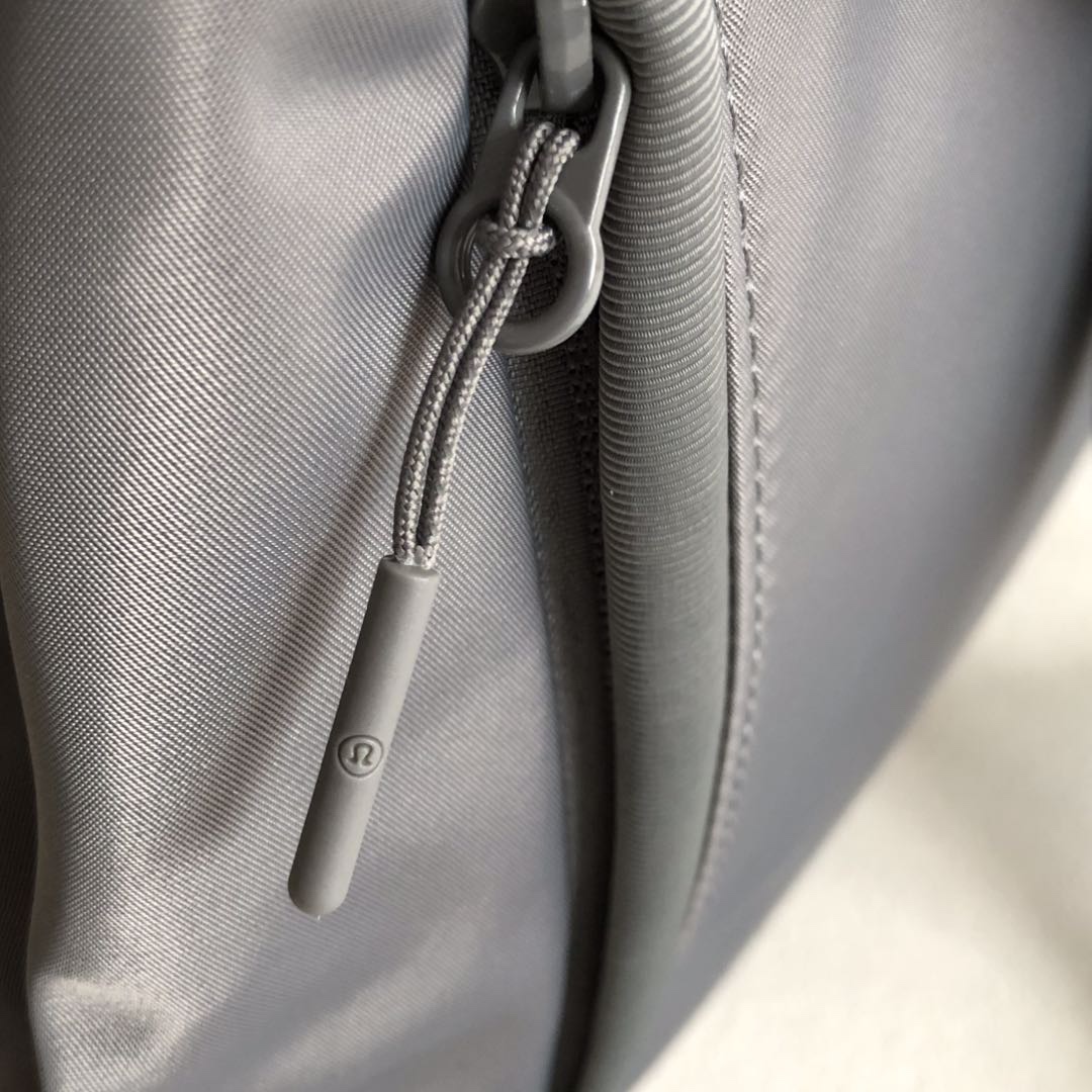 科技灰】lululemon Drawstring 最新款水桶背包 3