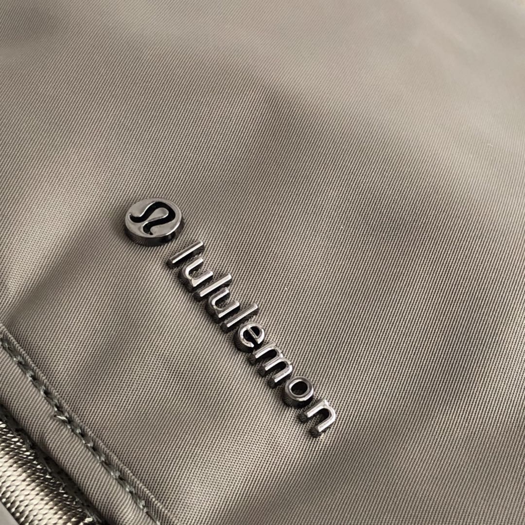 lululemon Drawstring Bucket Backpack - Bag