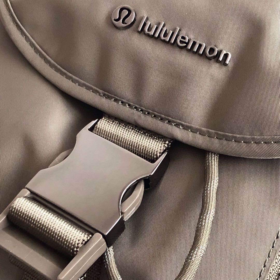 军绿色】lululemon Drawstring 最新款水桶背包 9