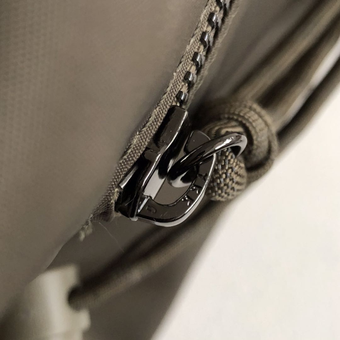 军绿色】lululemon Drawstring 最新款水桶背包 5