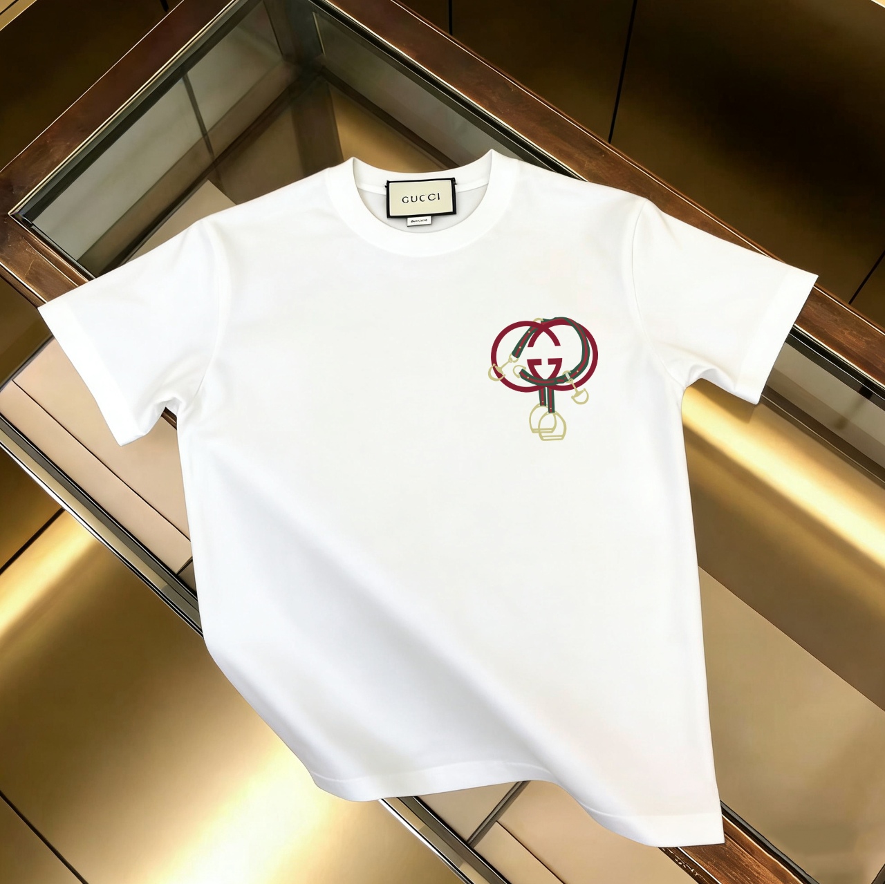 P90 sin quitar del estante, recomendado con confianza GUCCI 古驰 nuevo modelo, tela mejorada, algodón puro 300g, camiseta…
