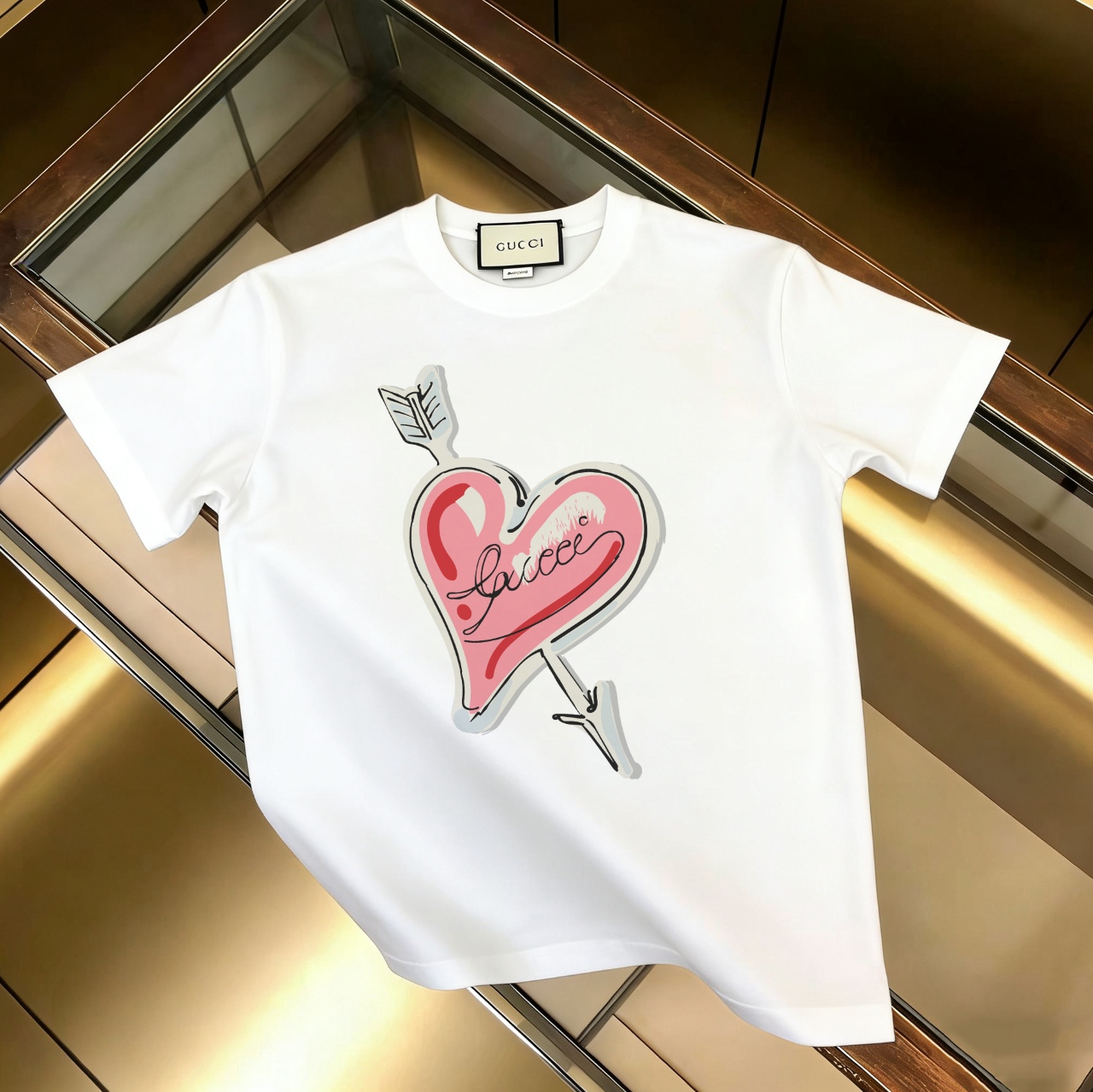 P90 sin quitar del estante, recomendado con confianza GUCCI 古驰 nuevo modelo, tela mejorada, algodón puro 300g, camiseta…